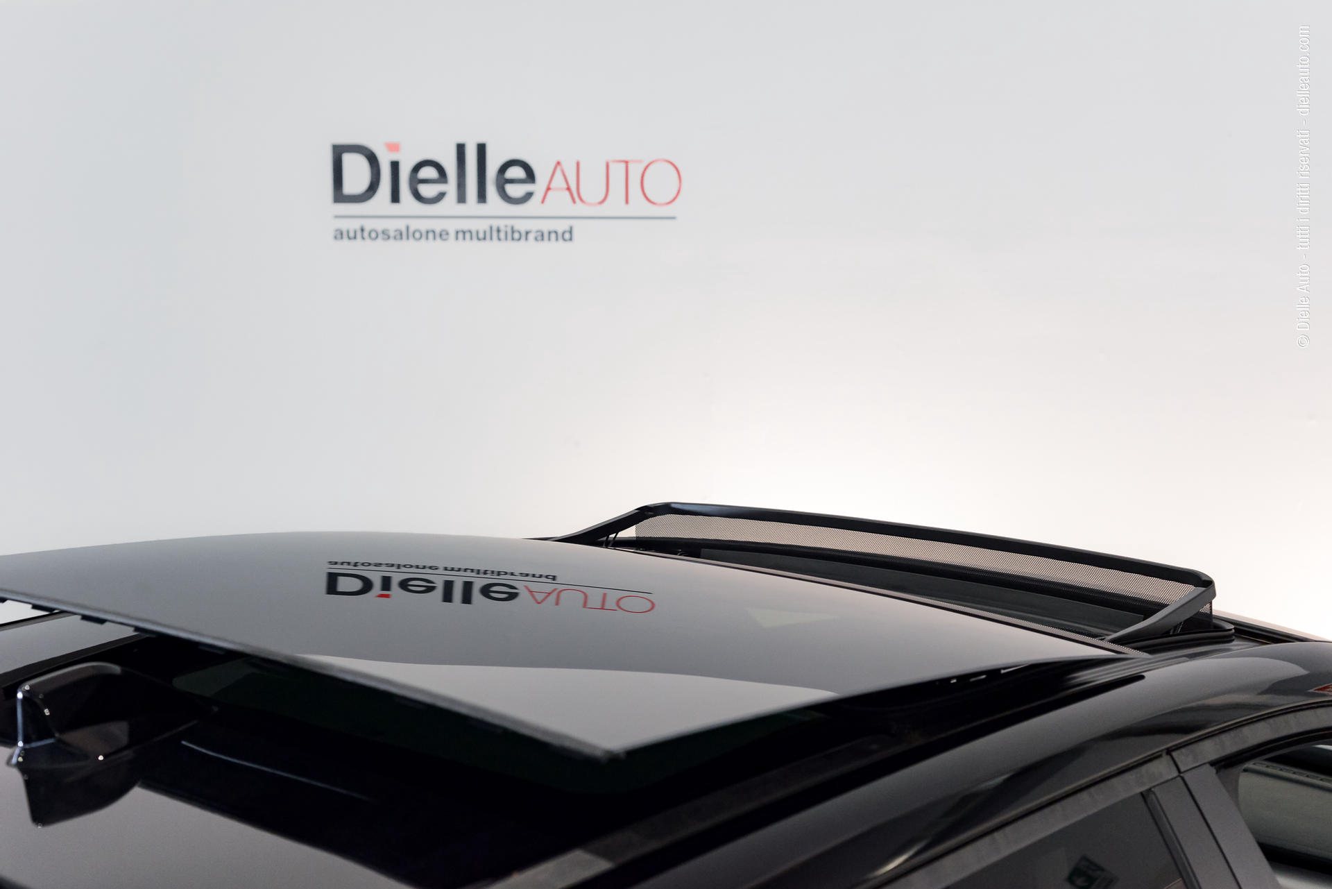 Jeep Avenger 1.2 turbo e-hybrid mhev Summit fwd 100cv edct6 *TETTO APRIBILE*