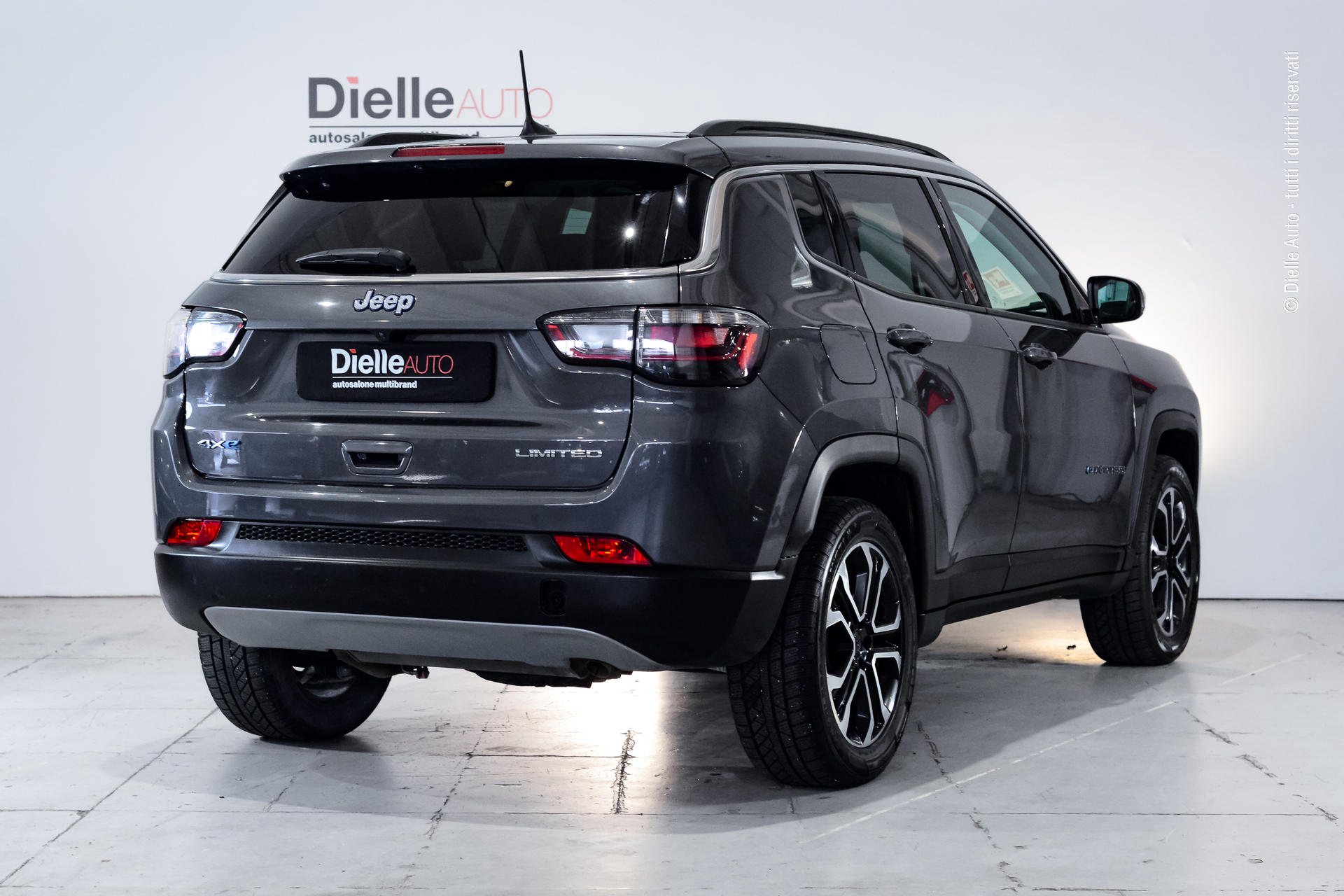 Jeep JEEP COMPASS 1.3 TURBO T4 PHEV LIMITED 4xe AUTO - AUTOCARRO N1 5 POSTI - 