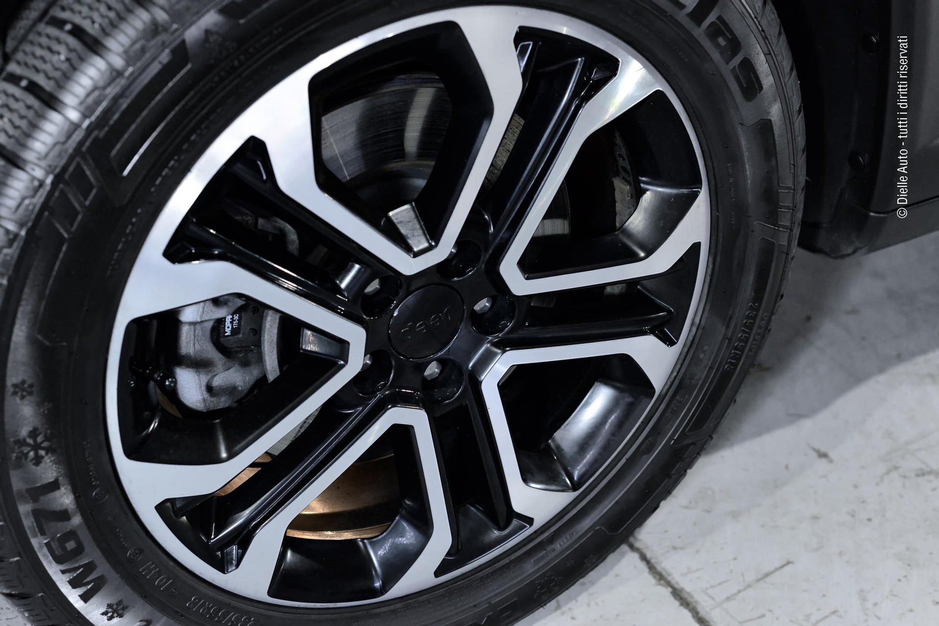 Jeep JEEP COMPASS 1.3 TURBO T4 PHEV LIMITED 4xe AUTO - AUTOCARRO N1 5 POSTI - 