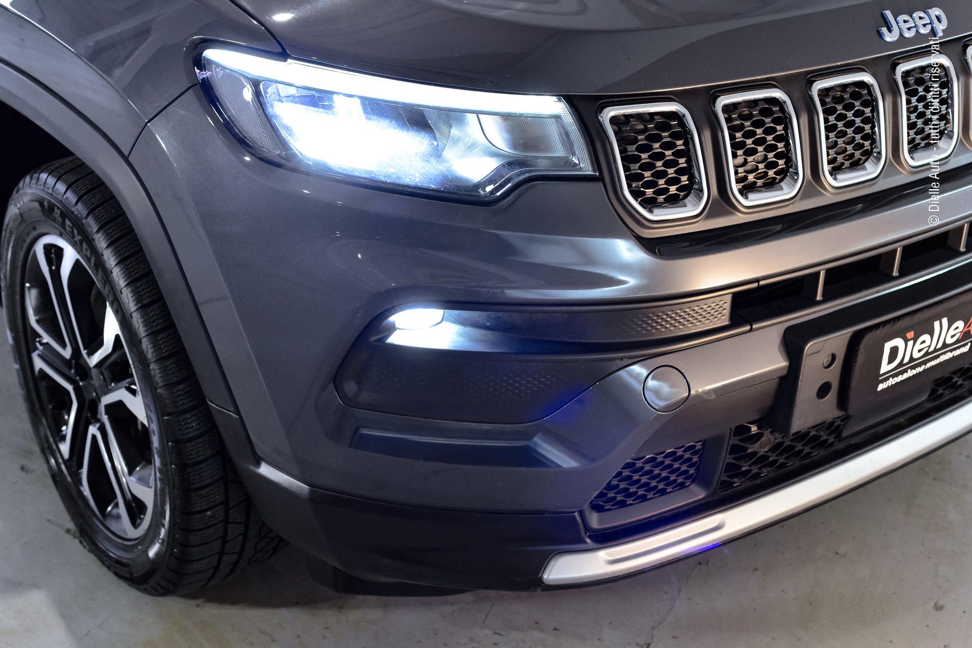 Jeep JEEP COMPASS 1.3 TURBO T4 PHEV LIMITED 4xe AUTO - AUTOCARRO N1 5 POSTI - 