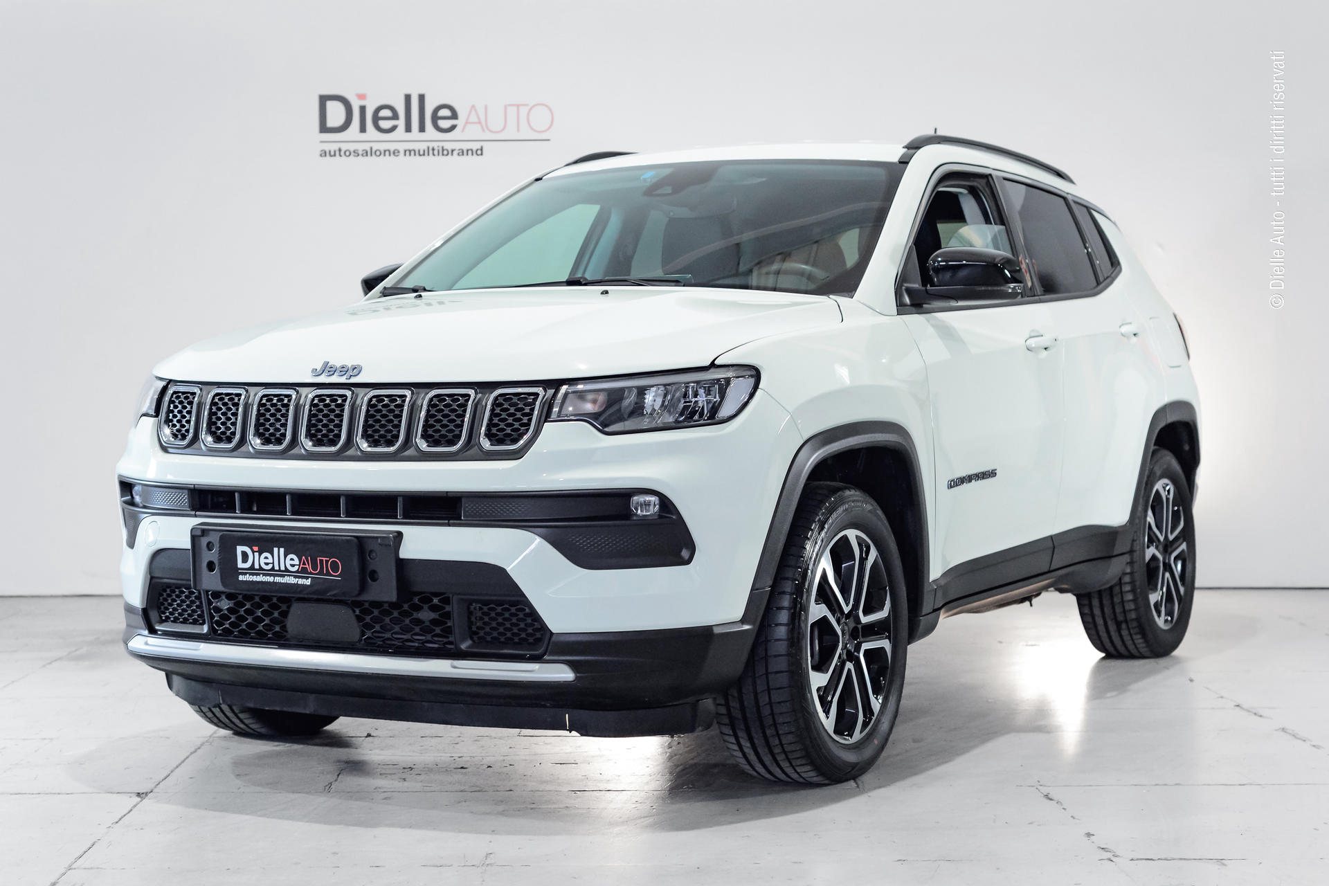 Jeep Compass 1.3 turbo t4 phev Limited 4xe autocarro N1 5 posti a