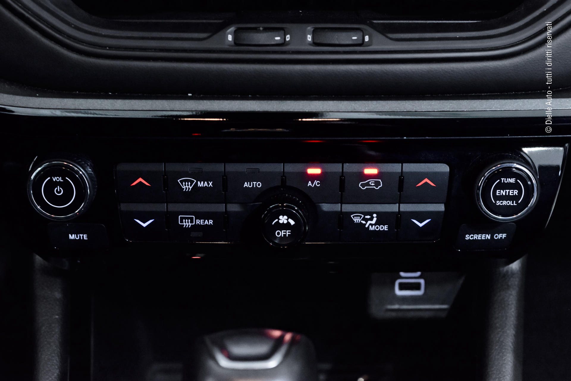 Jeep Compass 1.5 turbo t4 mhev Summit 2wd 130cv dct