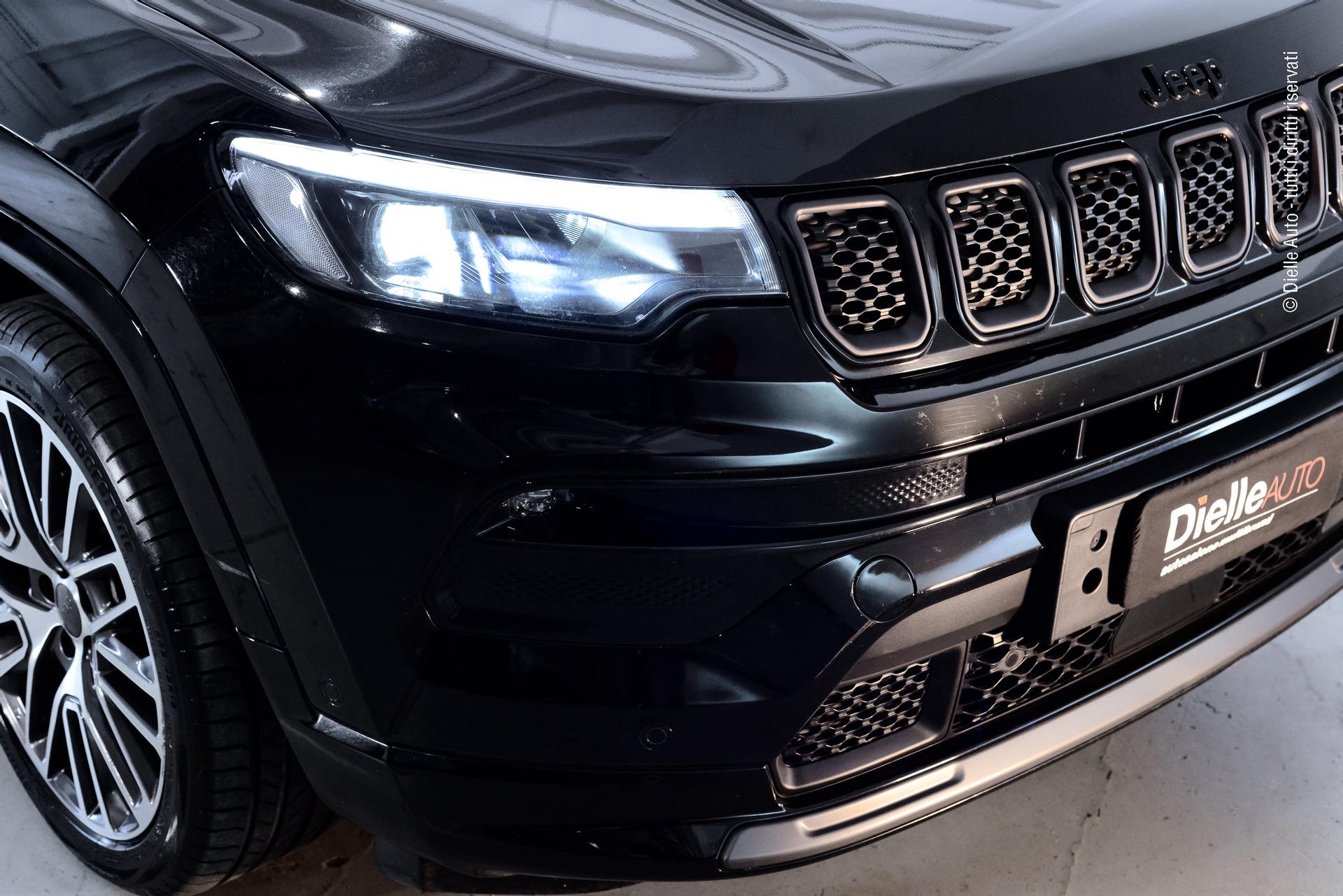 Jeep Compass 1.5 turbo t4 mhev Summit 2wd 130cv dct