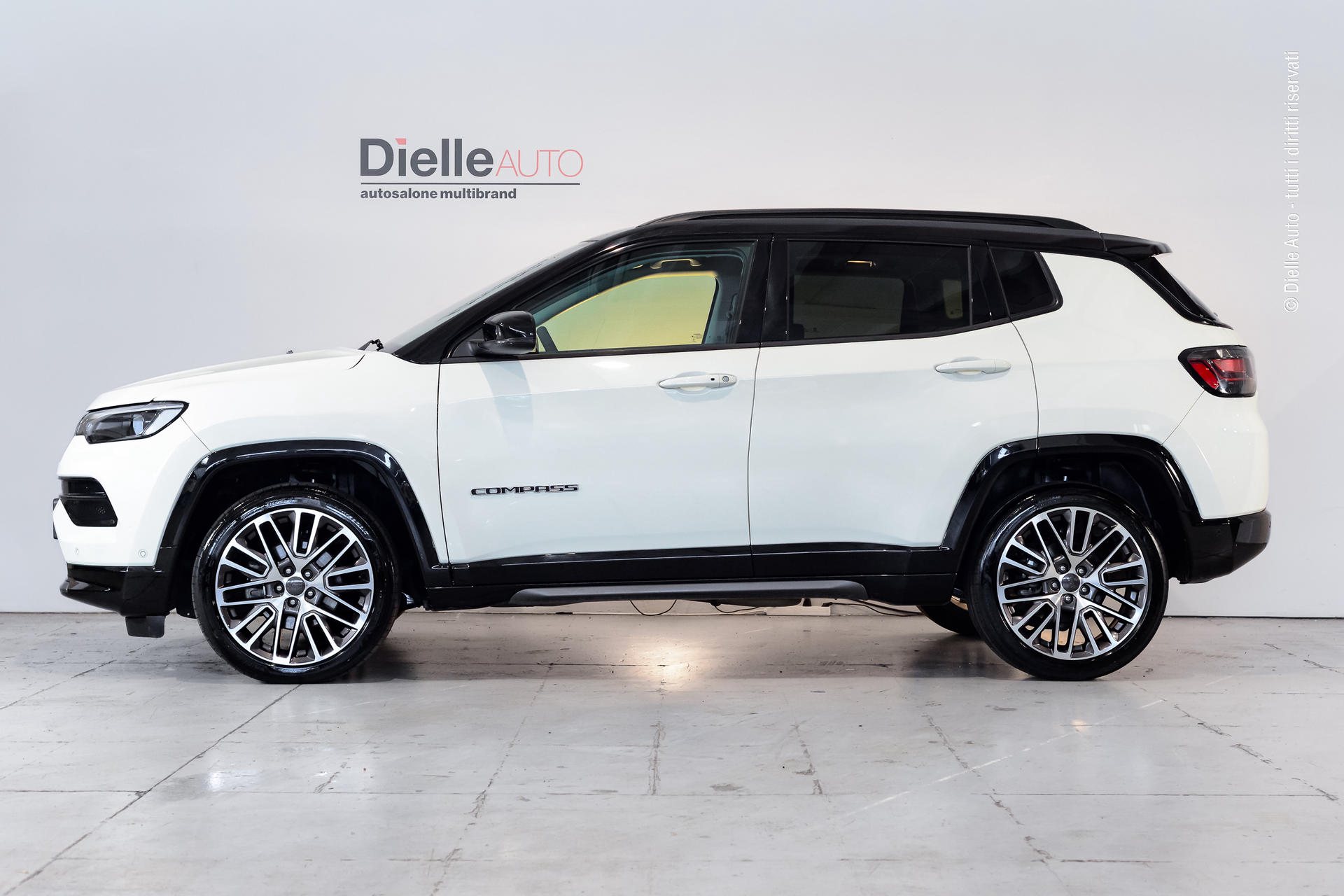 Jeep Compass 1.5 turbo t4 mhev Summit 2wd 130cv dct