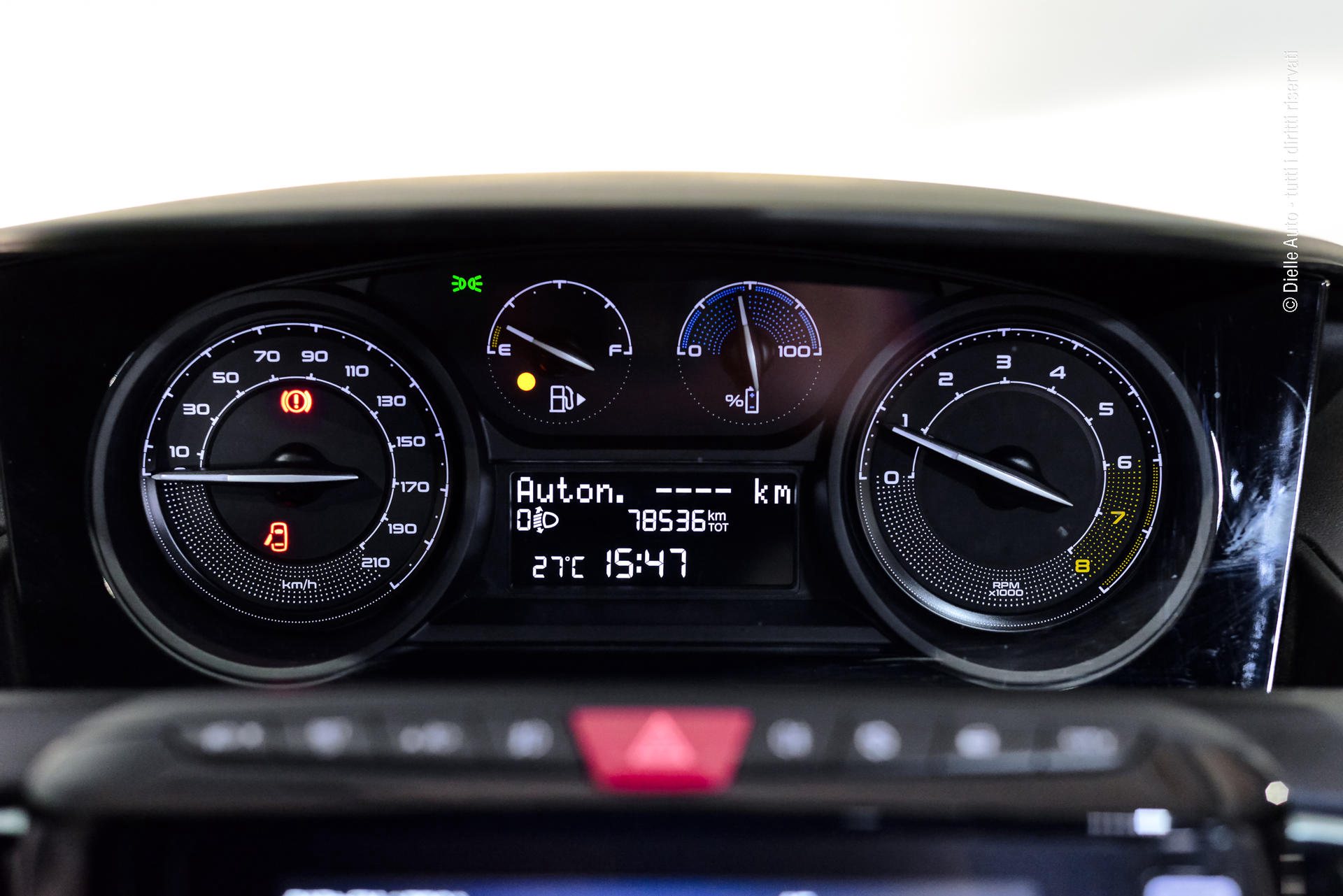 Lancia Ypsilon 1.0 firefly hybrid Gold s&s 70cv