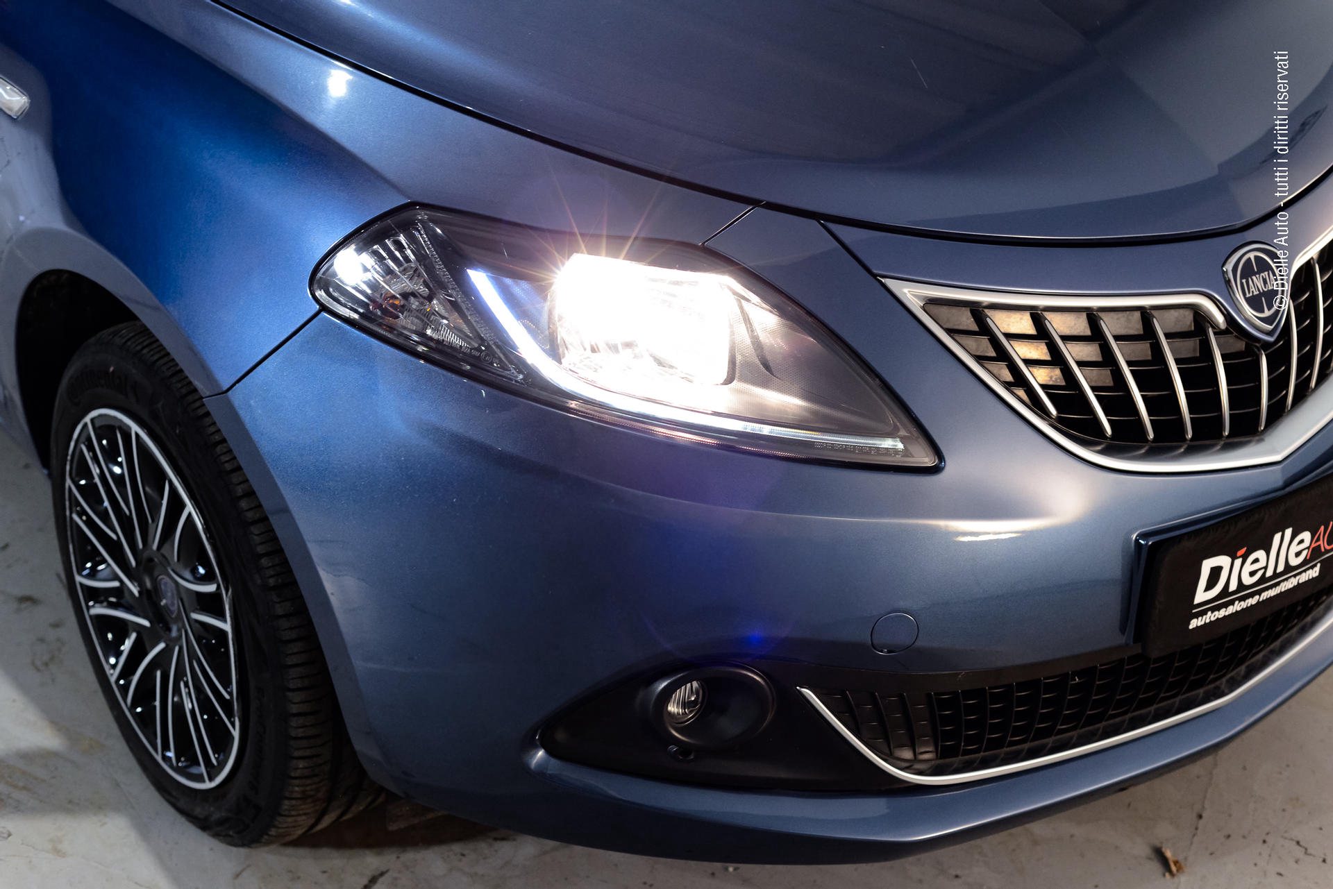 Lancia Ypsilon 1.0 firefly hybrid Gold s&s 70cv 5p.ti