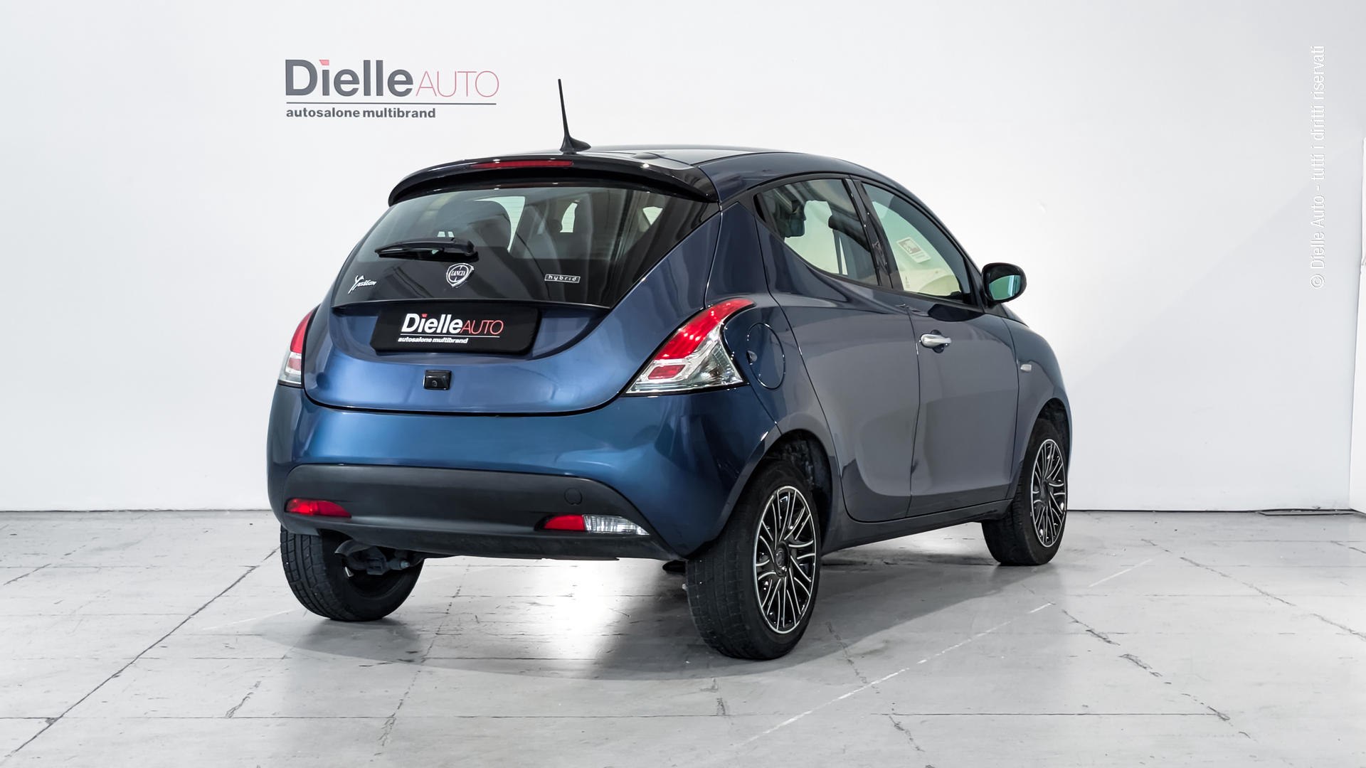 Lancia Ypsilon 1.0 firefly hybrid Gold s&s 70cv 5p.ti
