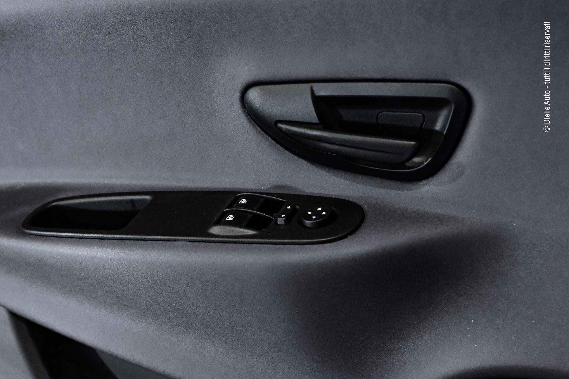 Lancia Ypsilon 1.0 hybrid Gold + GPL am
