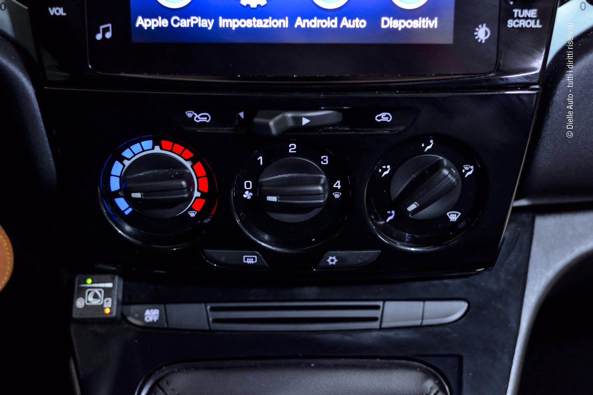 Lancia Ypsilon 1.0 hybrid Gold + GPL am