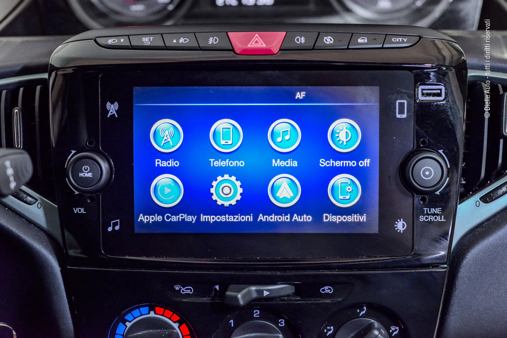 Lancia Ypsilon 1.0 hybrid Gold + GPL am