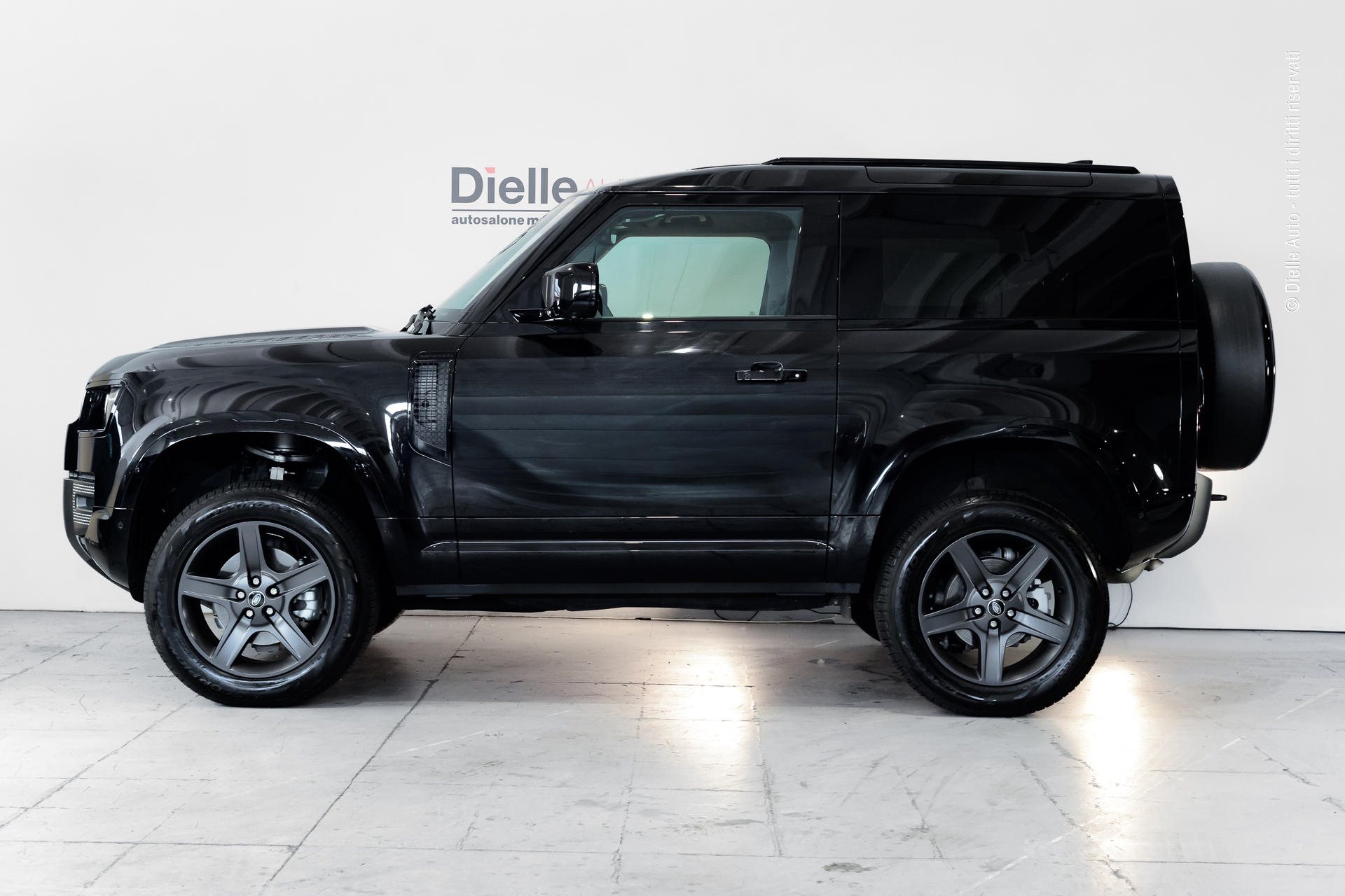 Land Rover Defender VII 90 3.0d i6 mhev X-Dynamic SE awd 200cv auto