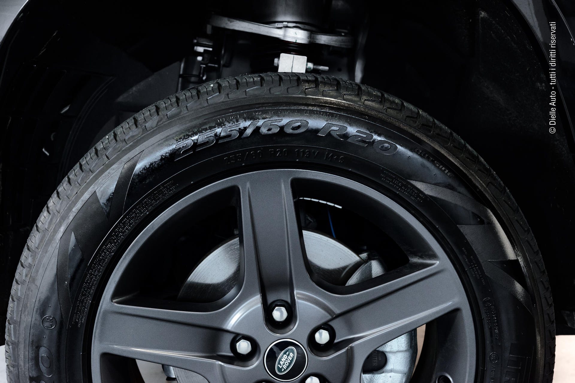 Land Rover Defender VII 90 3.0d i6 mhev X-Dynamic SE awd 200cv auto