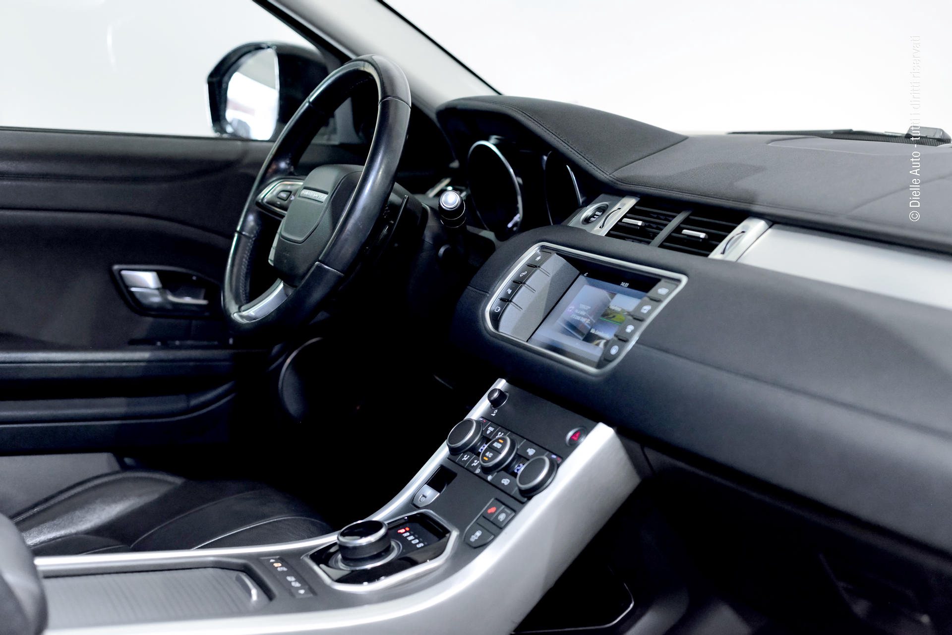 Land Rover Range Rover Evoque 5p 2.0 td4 SE 180cv auto