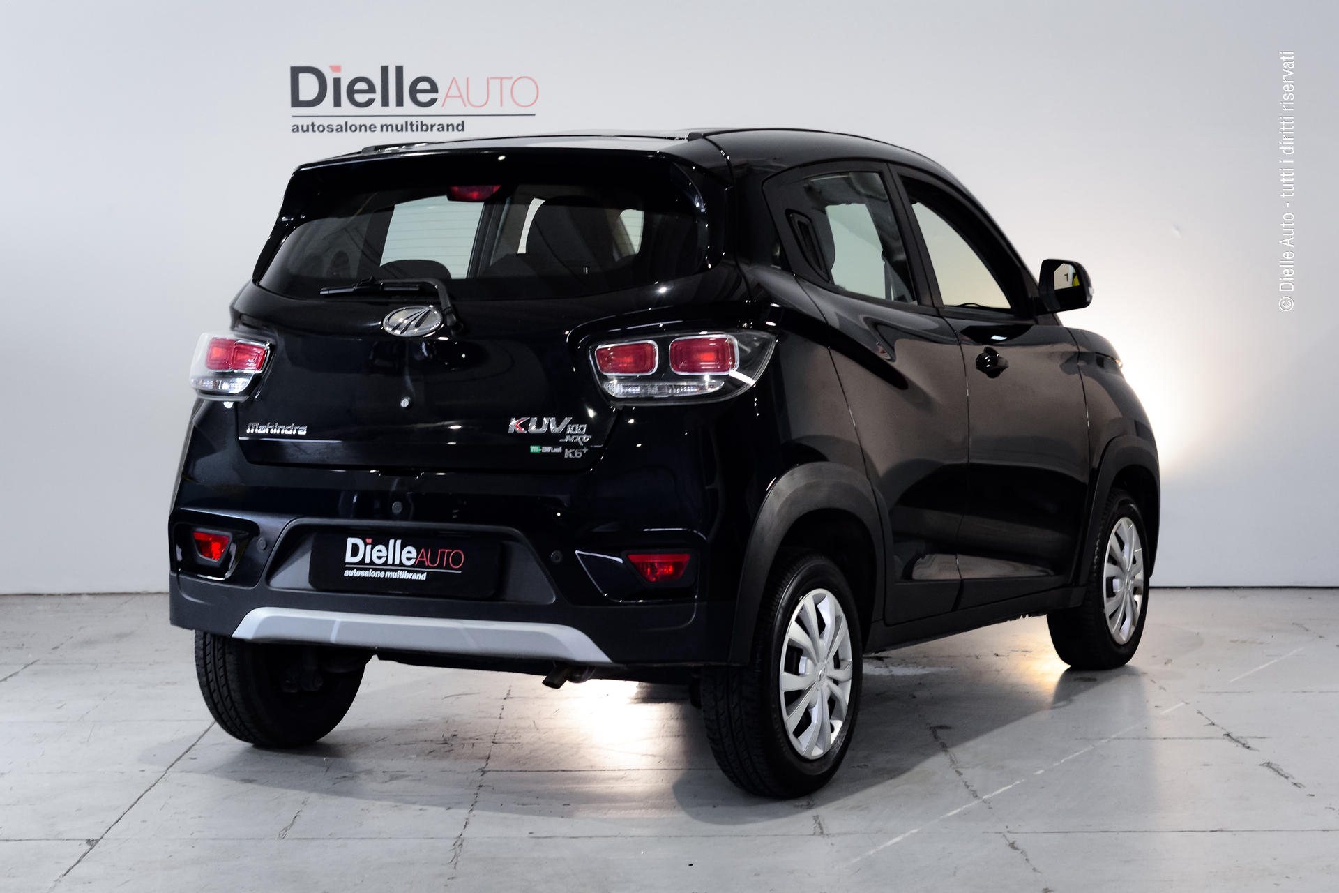 Mahindra KUV100 1.2 K6+ m-bifuel