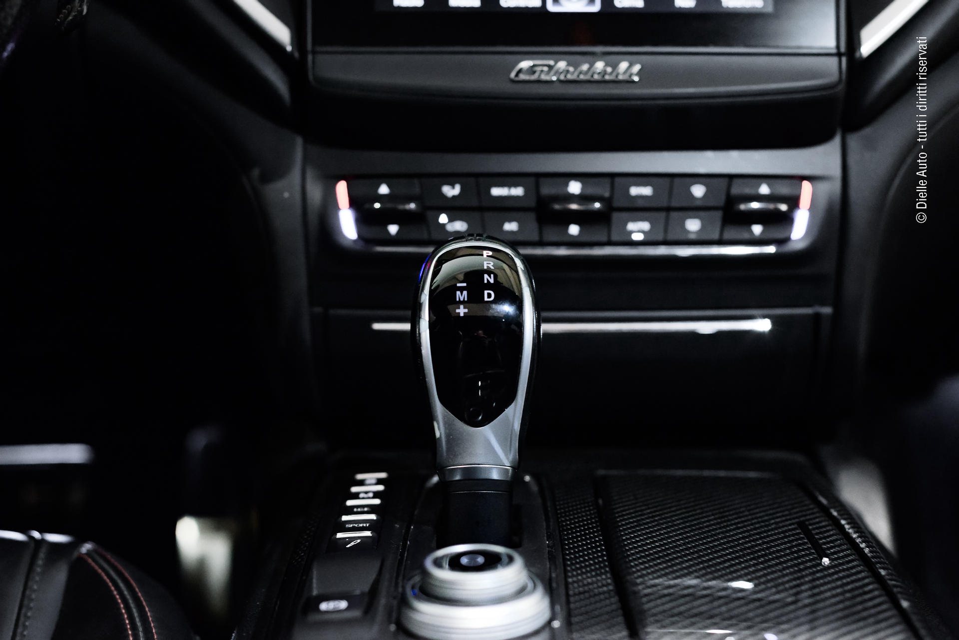 Maserati Ghibli 3.0 V6 bt Gransport Q4 430cv auto
