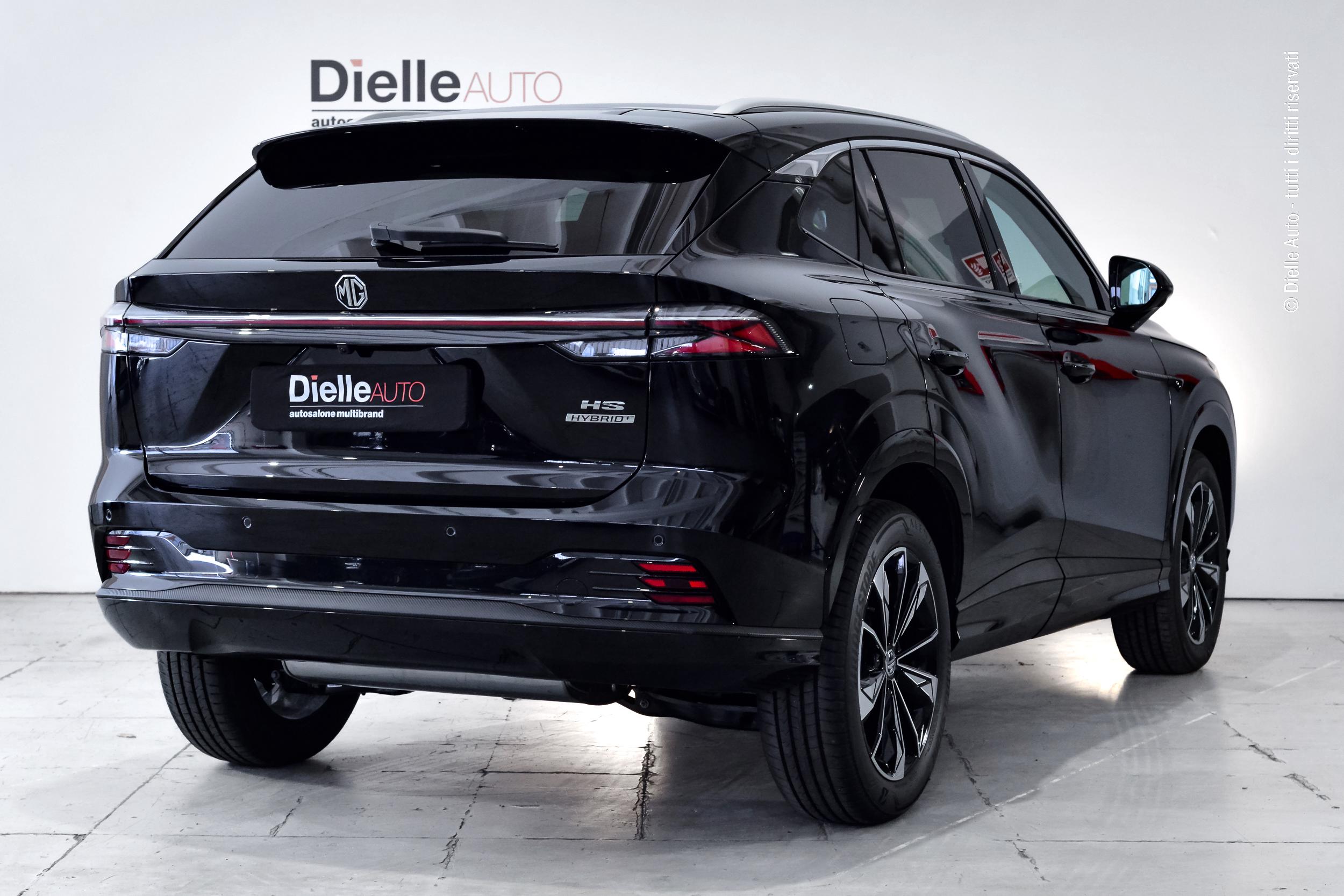 Mg HS 1.5 hybrid+ Luxury auto
