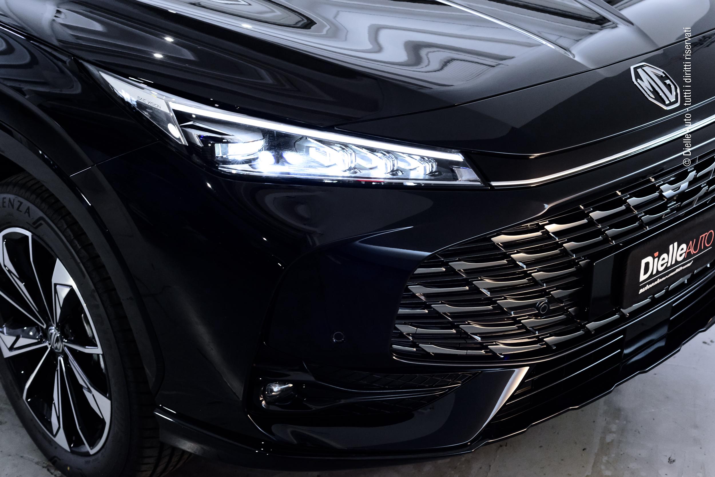 Mg HS 1.5 hybrid+ Luxury auto