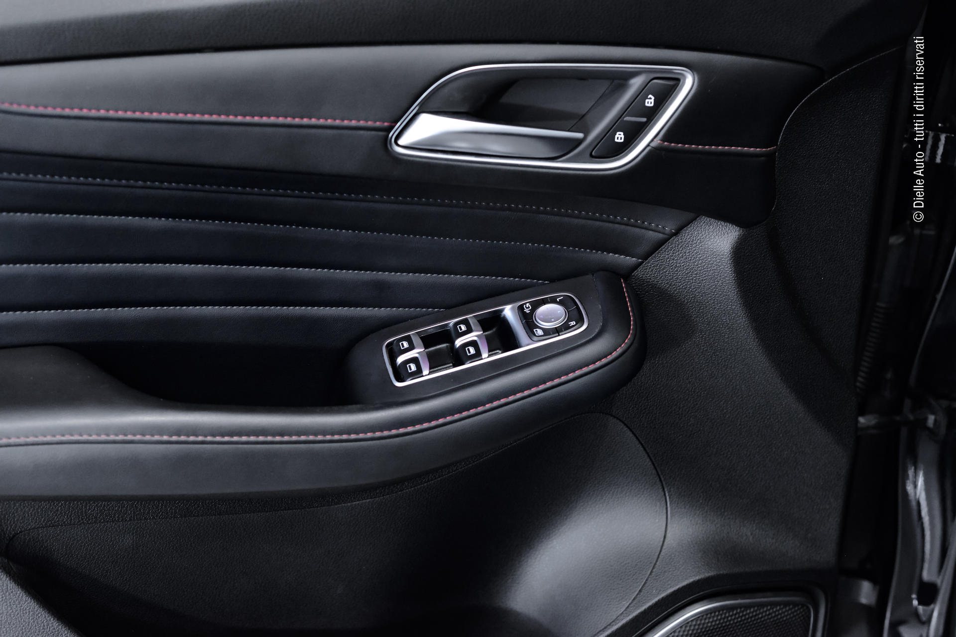 Mg HS 1.5 t Luxury auto