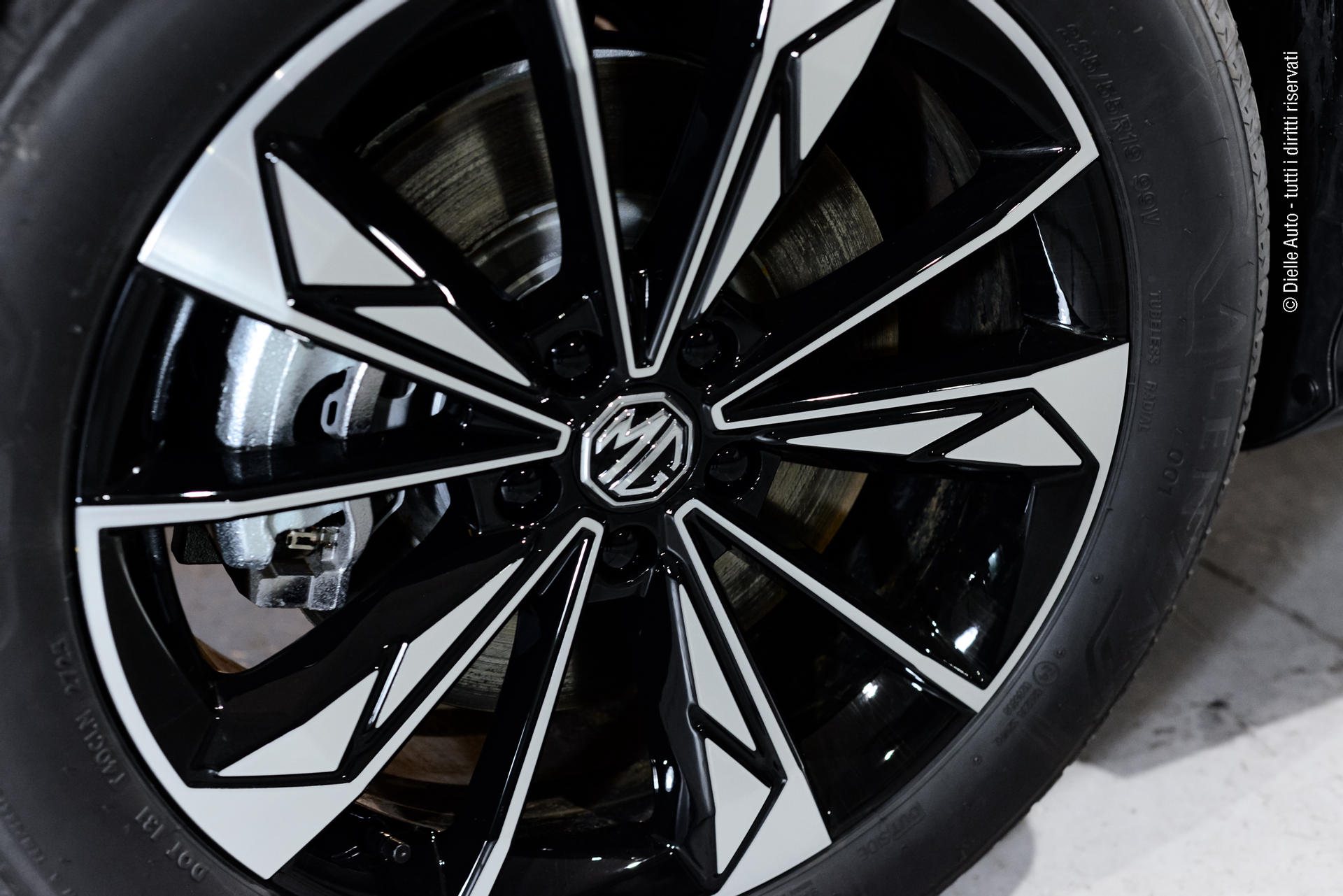 Mg NEW HS 1.5 hybrid+ Comfort auto