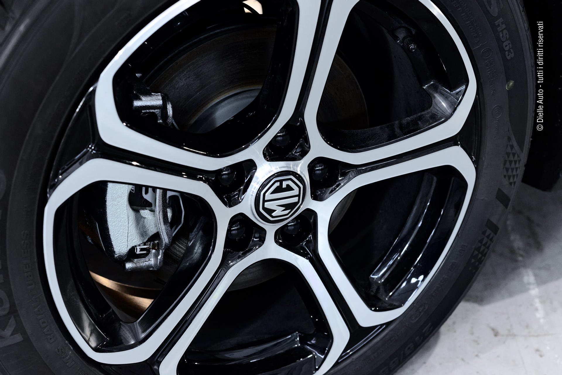 Mg ZS 1.5 hybrid+ Comfort auto