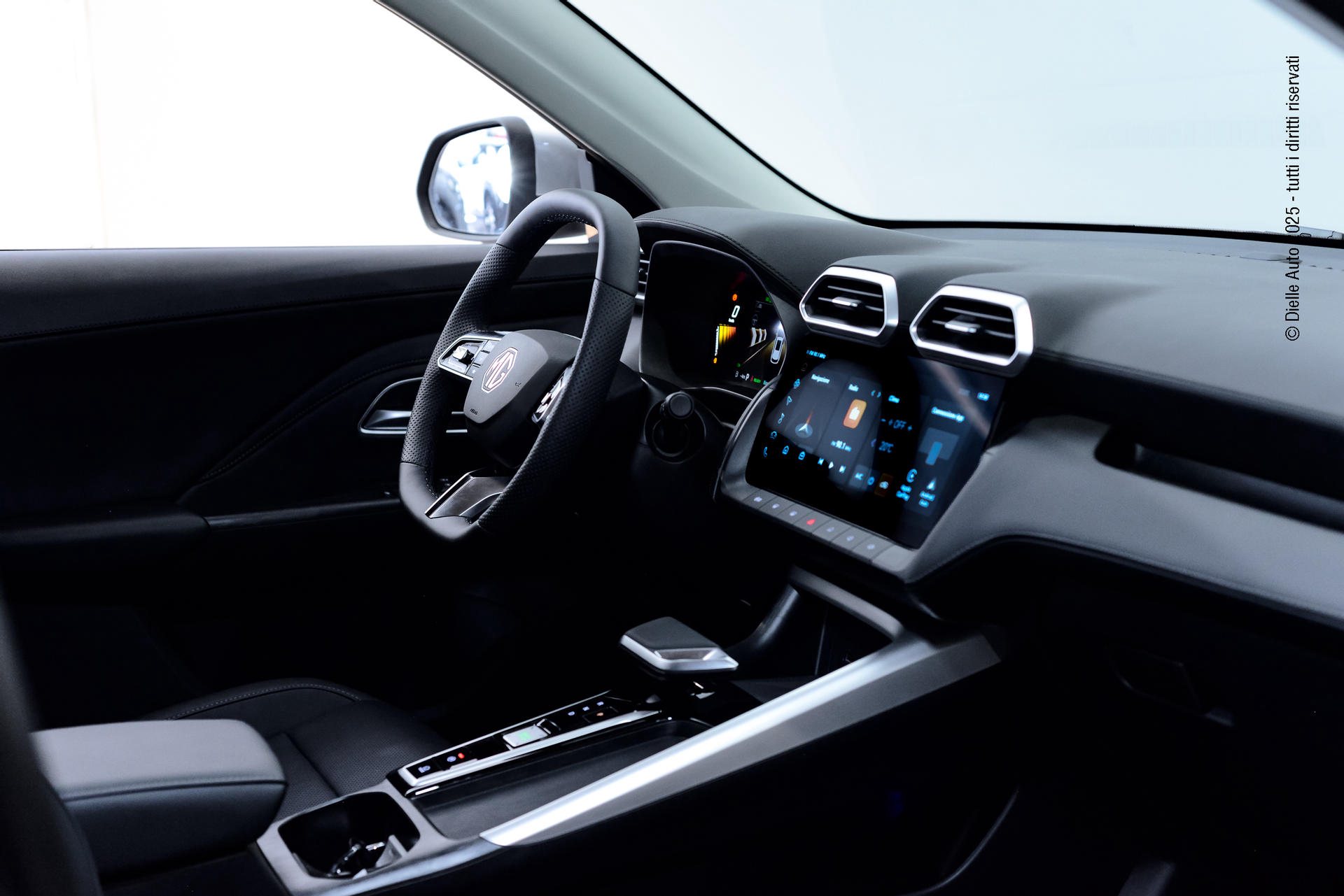 Mg ZS 1.5 hybrid+ Luxury auto