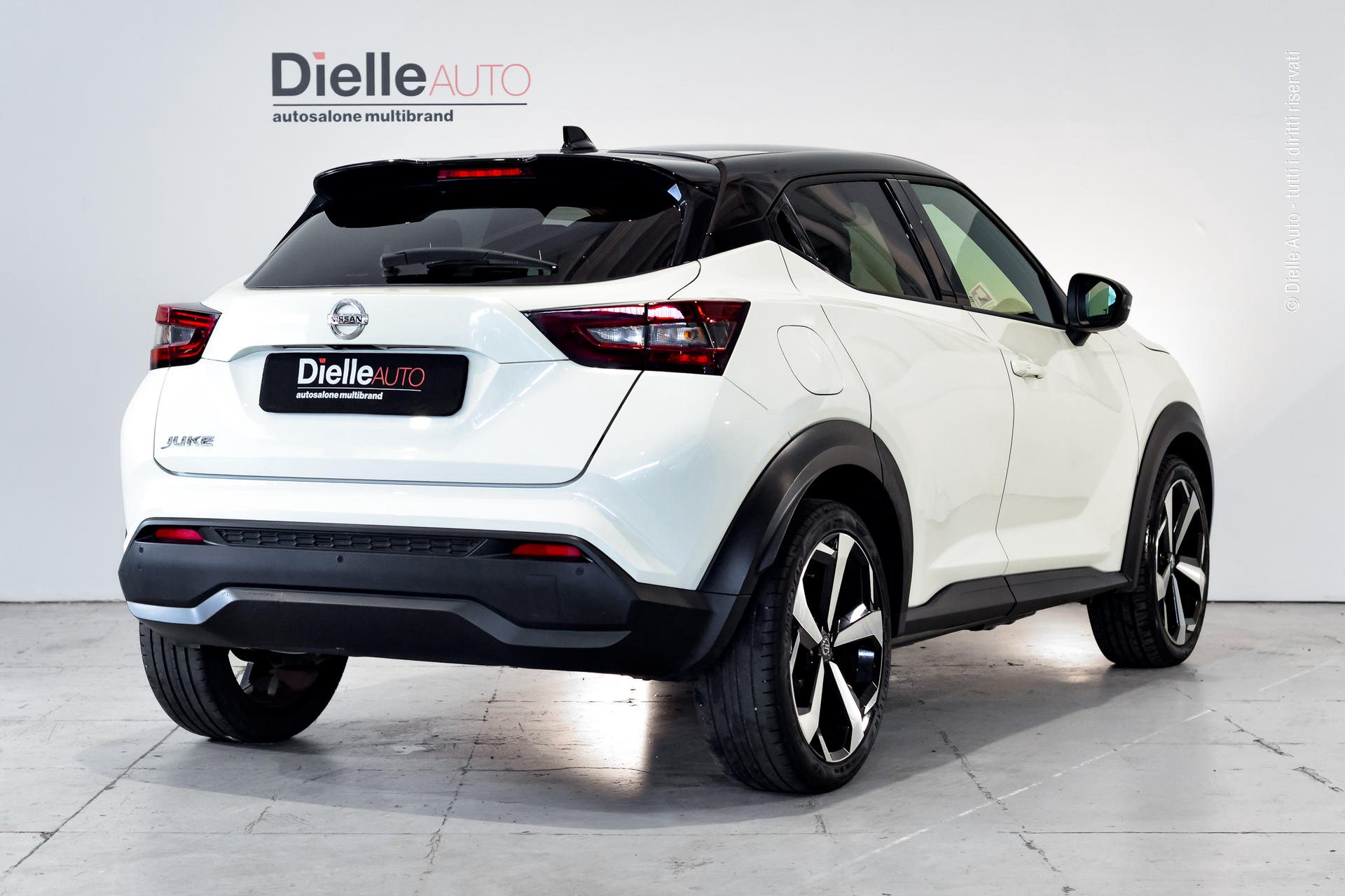 Nissan Juke 1.0 dig-t Tekna 114cv + BOSE 3D