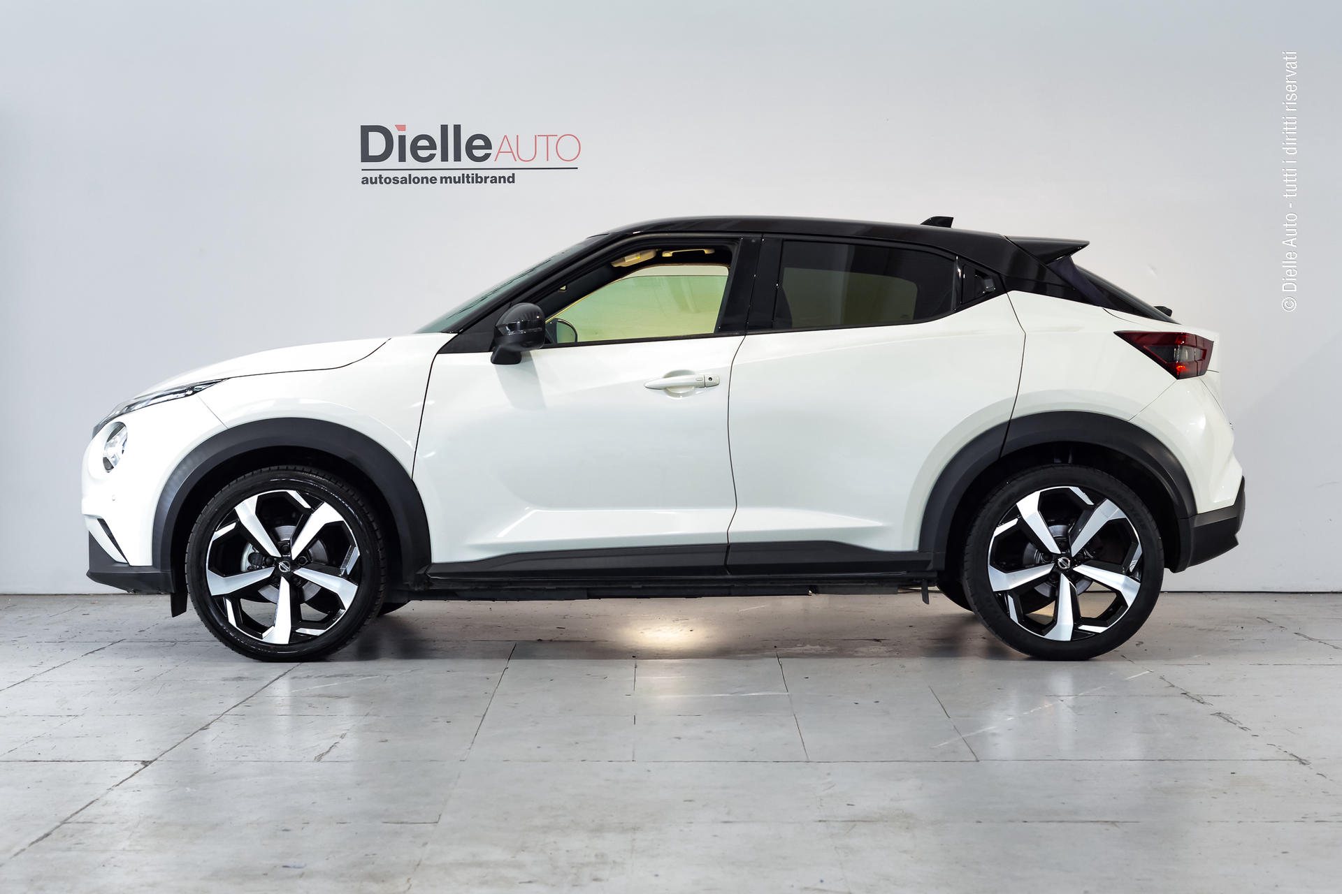 Nissan Juke 1.0 dig-t Tekna 114cv + BOSE 3D
