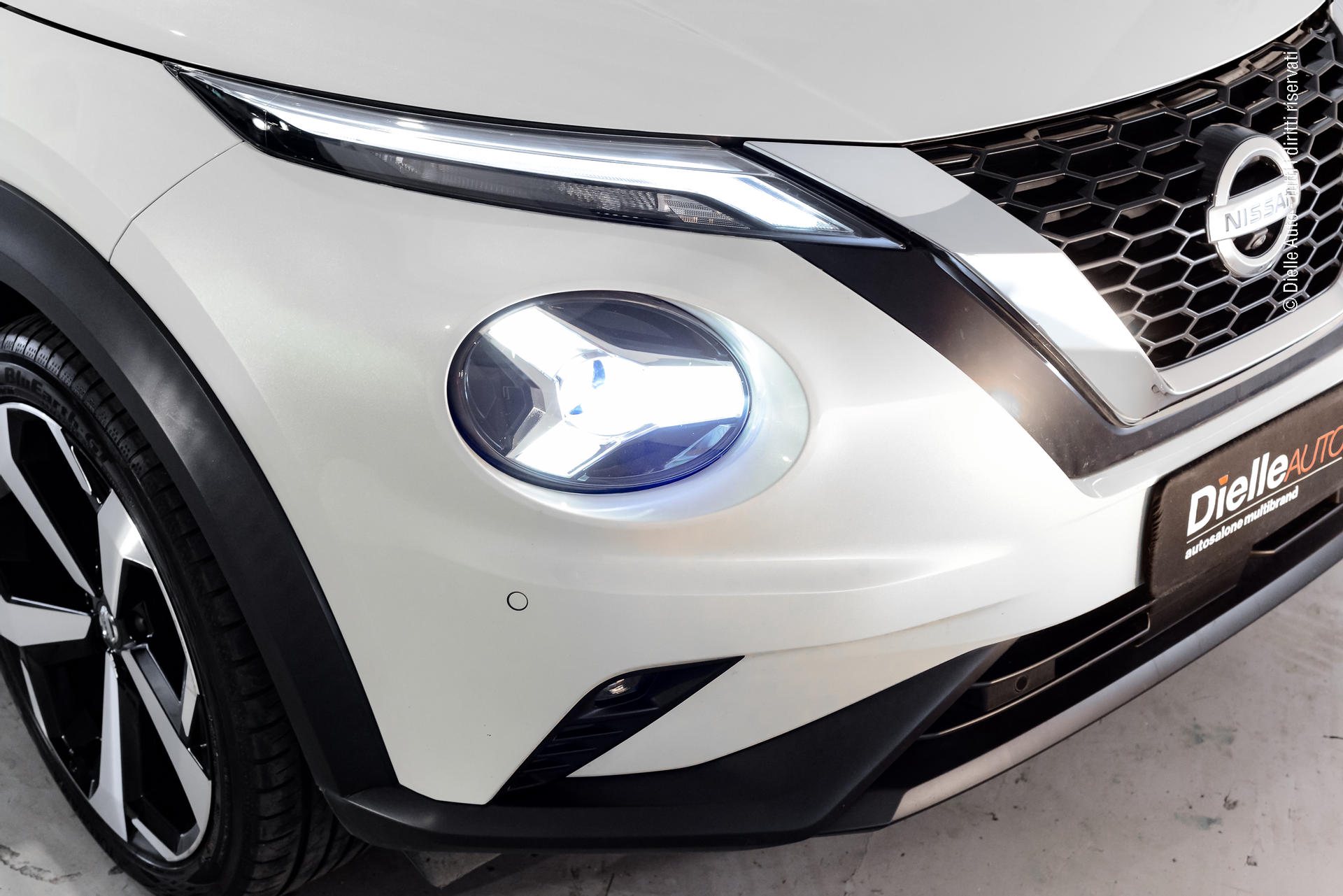 Nissan Juke 1.0 dig-t Tekna 114cv + BOSE 3D