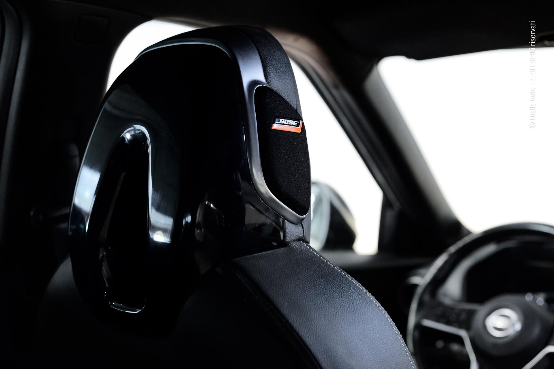 Nissan Juke 1.0 dig-t Tekna 114cv + BOSE 3D