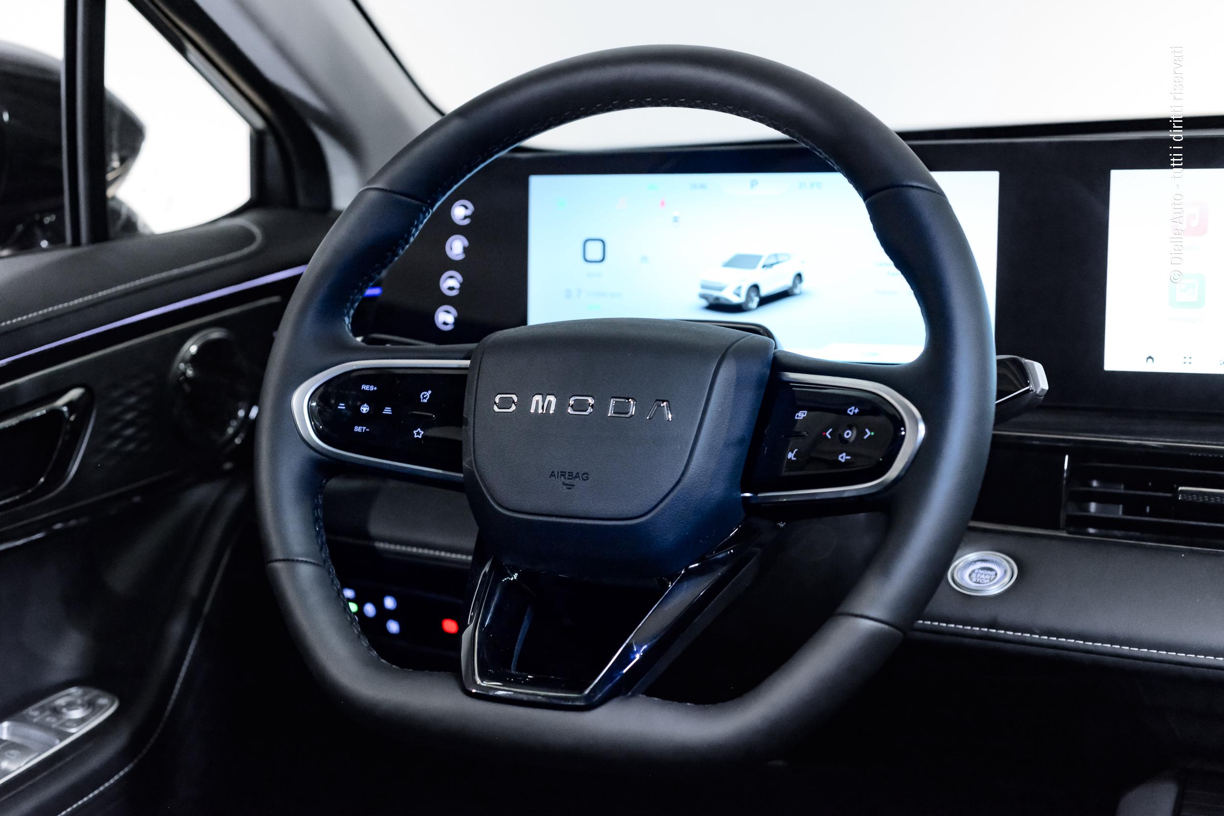 Omoda Omoda 5 SHS-H 1.5 tgdi hev Premium auto