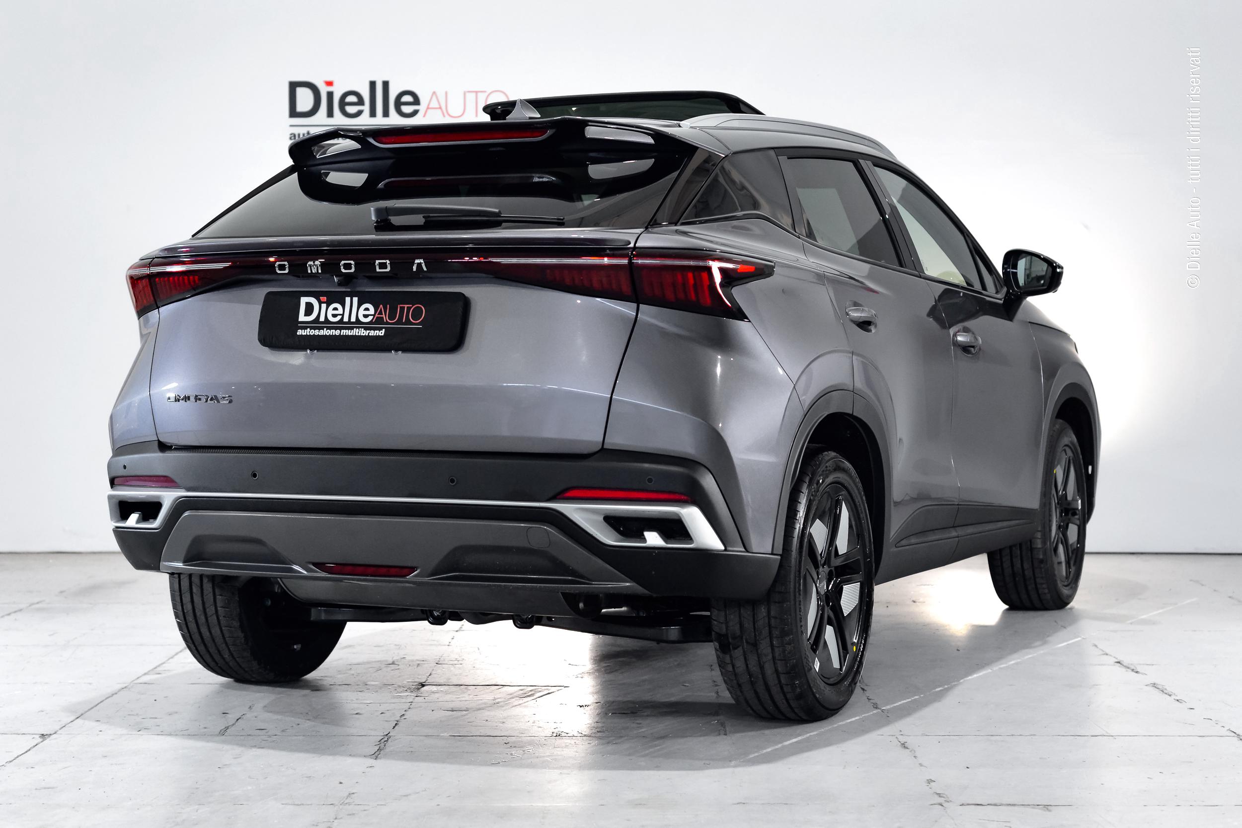 Omoda OMODA 5 1.6 TGDI 7DCT PREMIUM ANNIVERSARY GPL