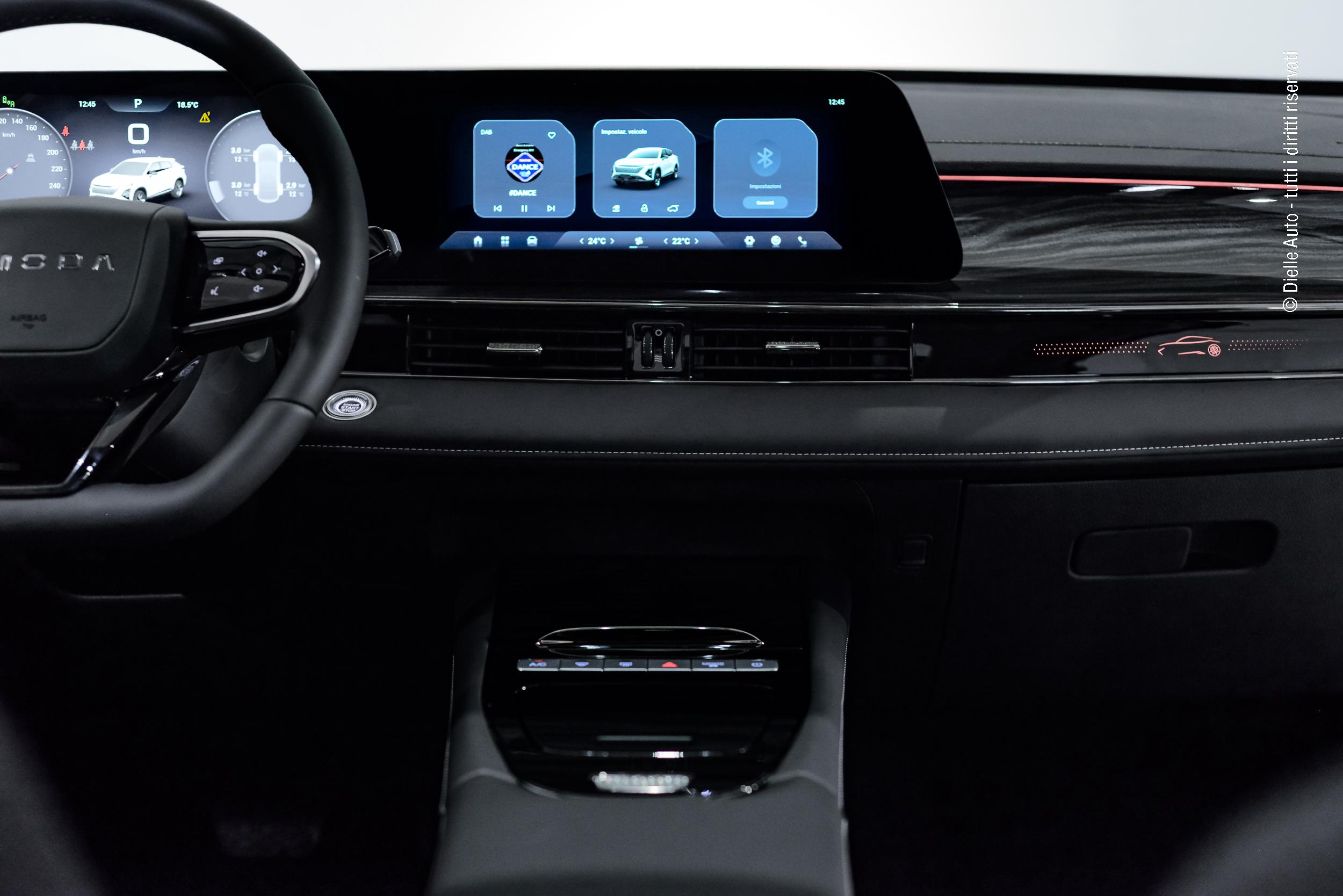 Omoda OMODA 5 1.6 TGDI 7DCT PREMIUM ANNIVERSARY GPL