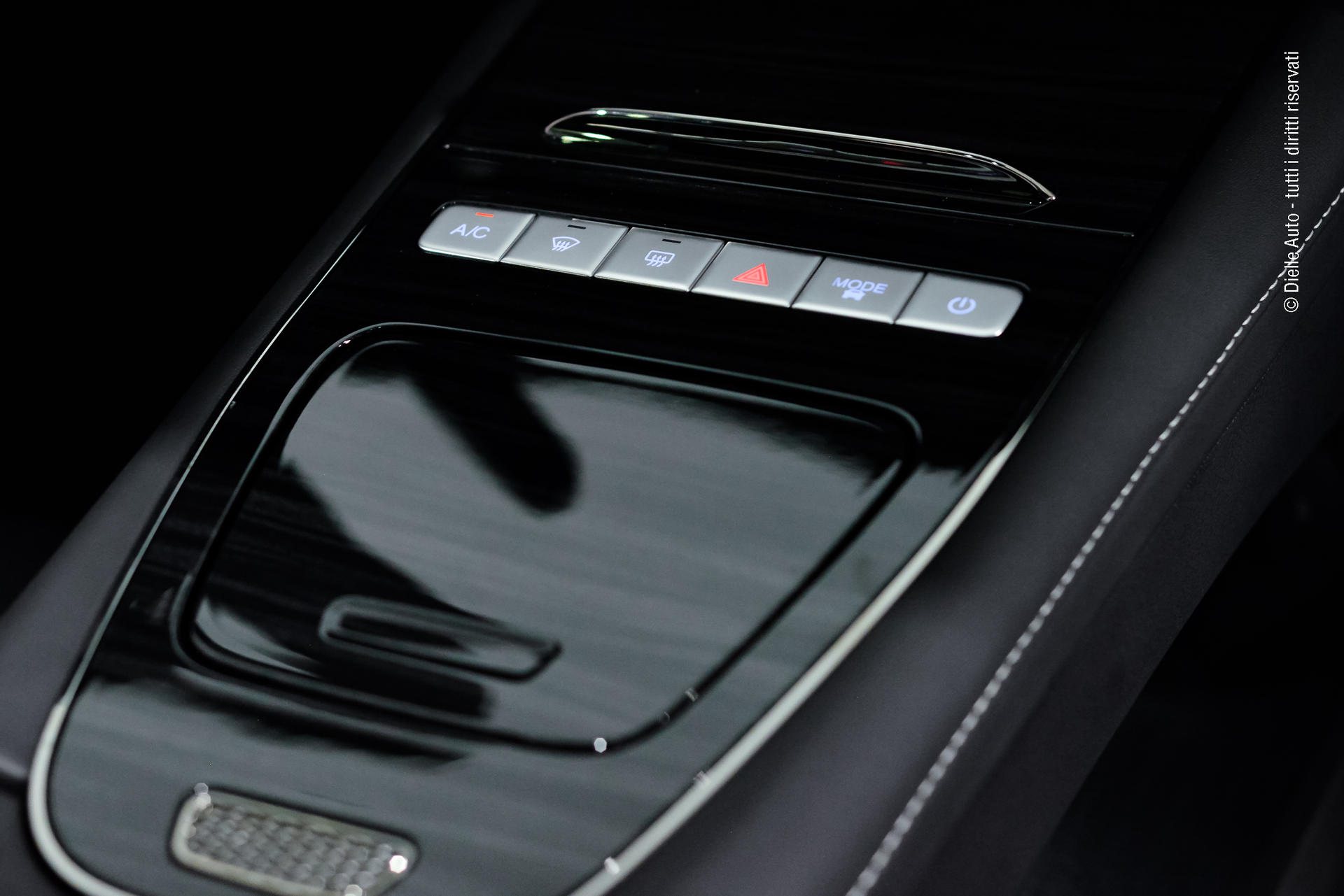 Omoda Omoda 5 1.6 tgdi Premium 7dct Anniversary