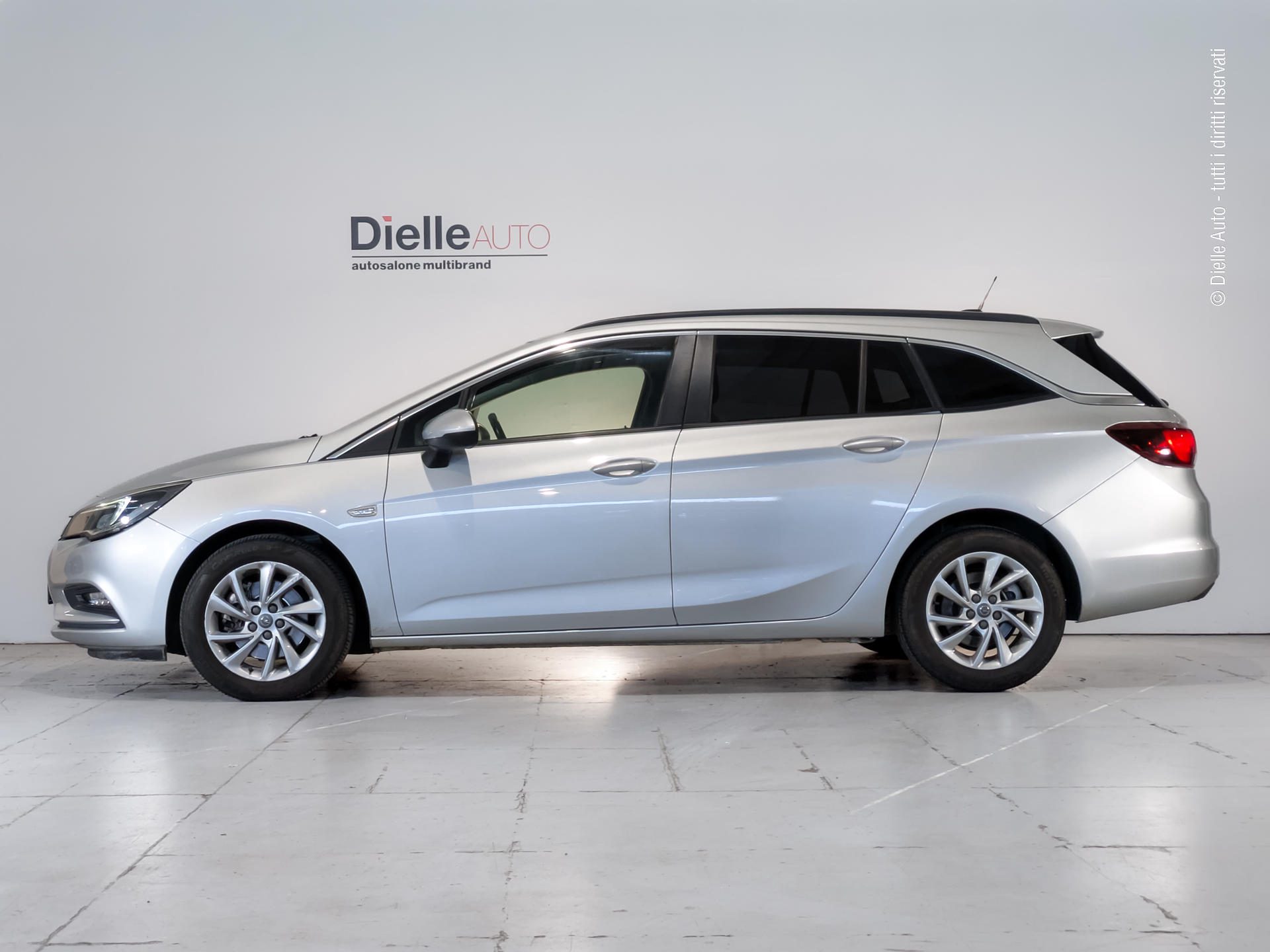 Opel Astra Sports Tourer 1.6 cdti Dynamic 136cv auto my18.5