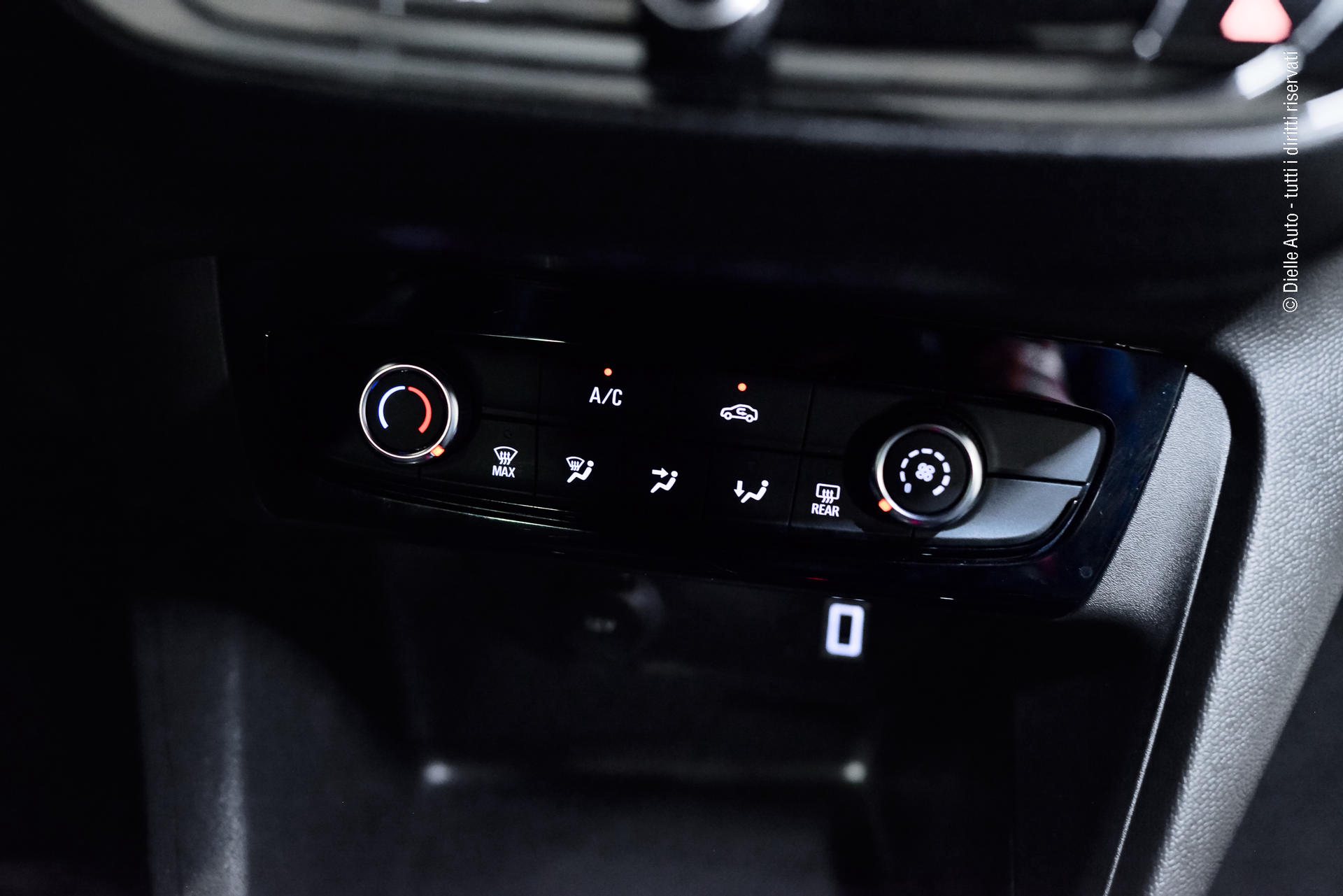 Opel Corsa 1.2 GS s&s 100cv at8