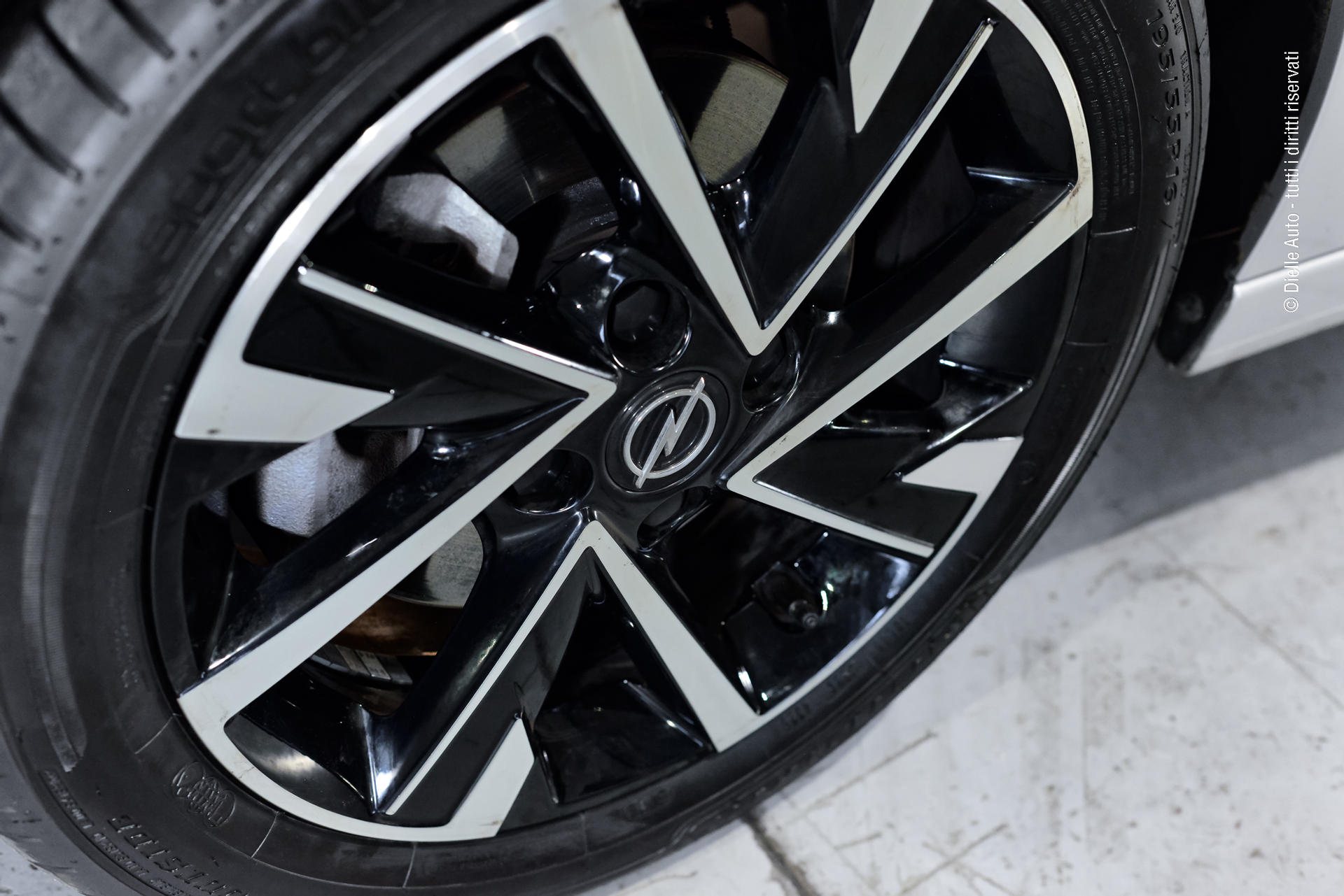 Opel Corsa 1.2 GS s&s 100cv at8