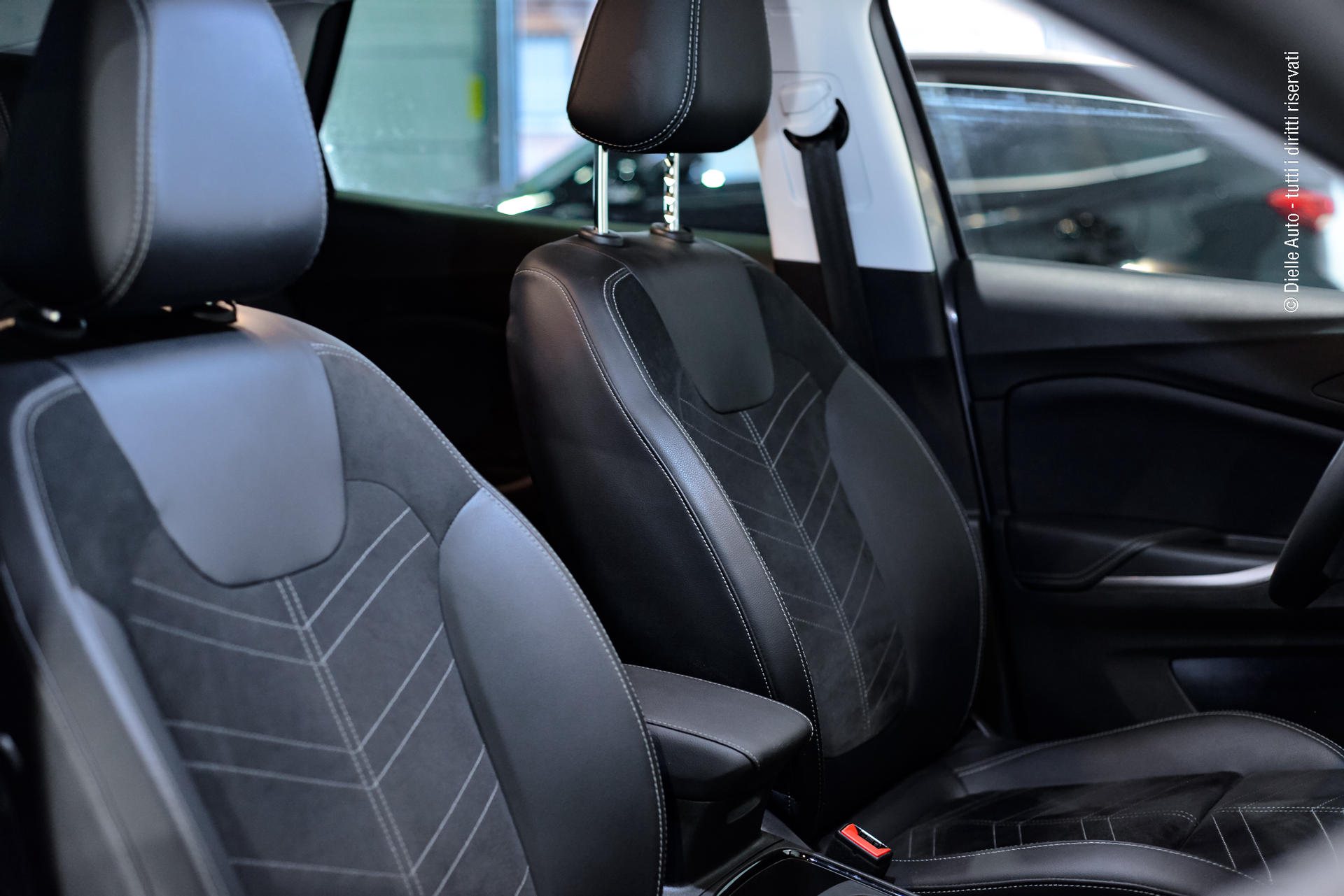 Opel Grandland 1.2 Ultimate s&s 130cv at8