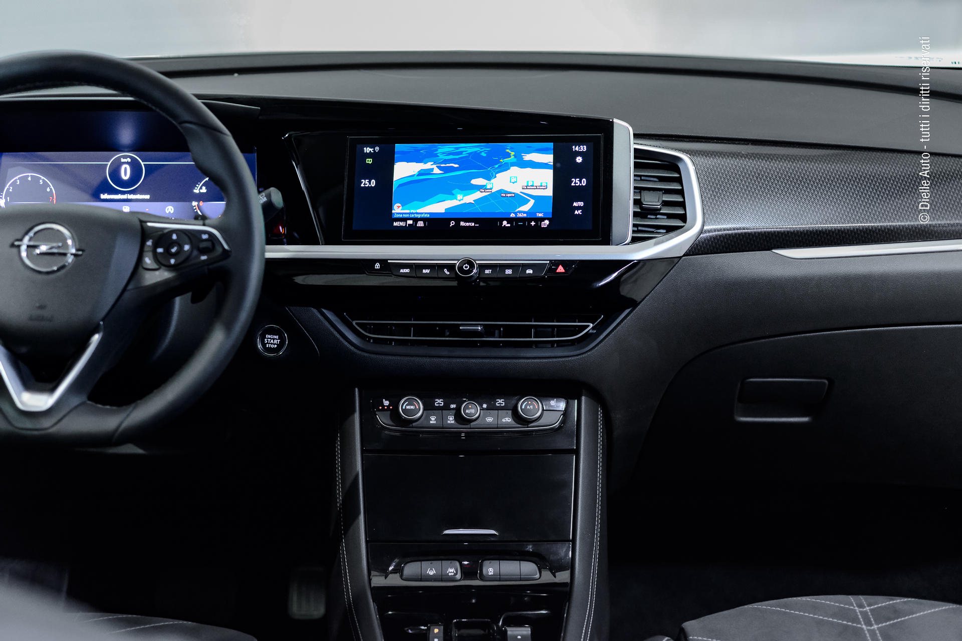 Opel Grandland 1.2 Ultimate s&s 130cv at8