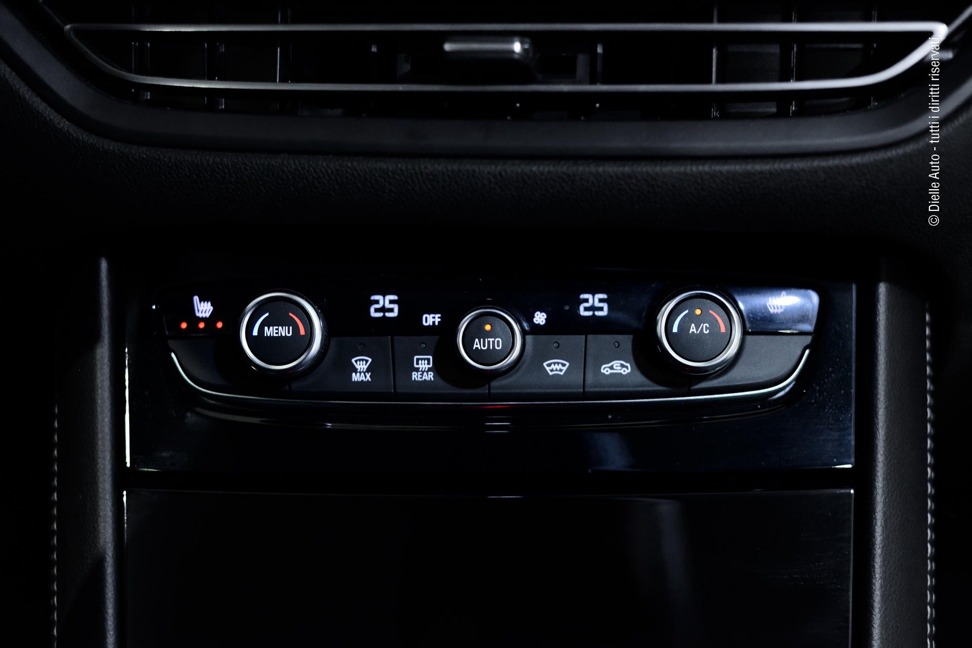 Opel Grandland 1.2 Ultimate s&s 130cv at8