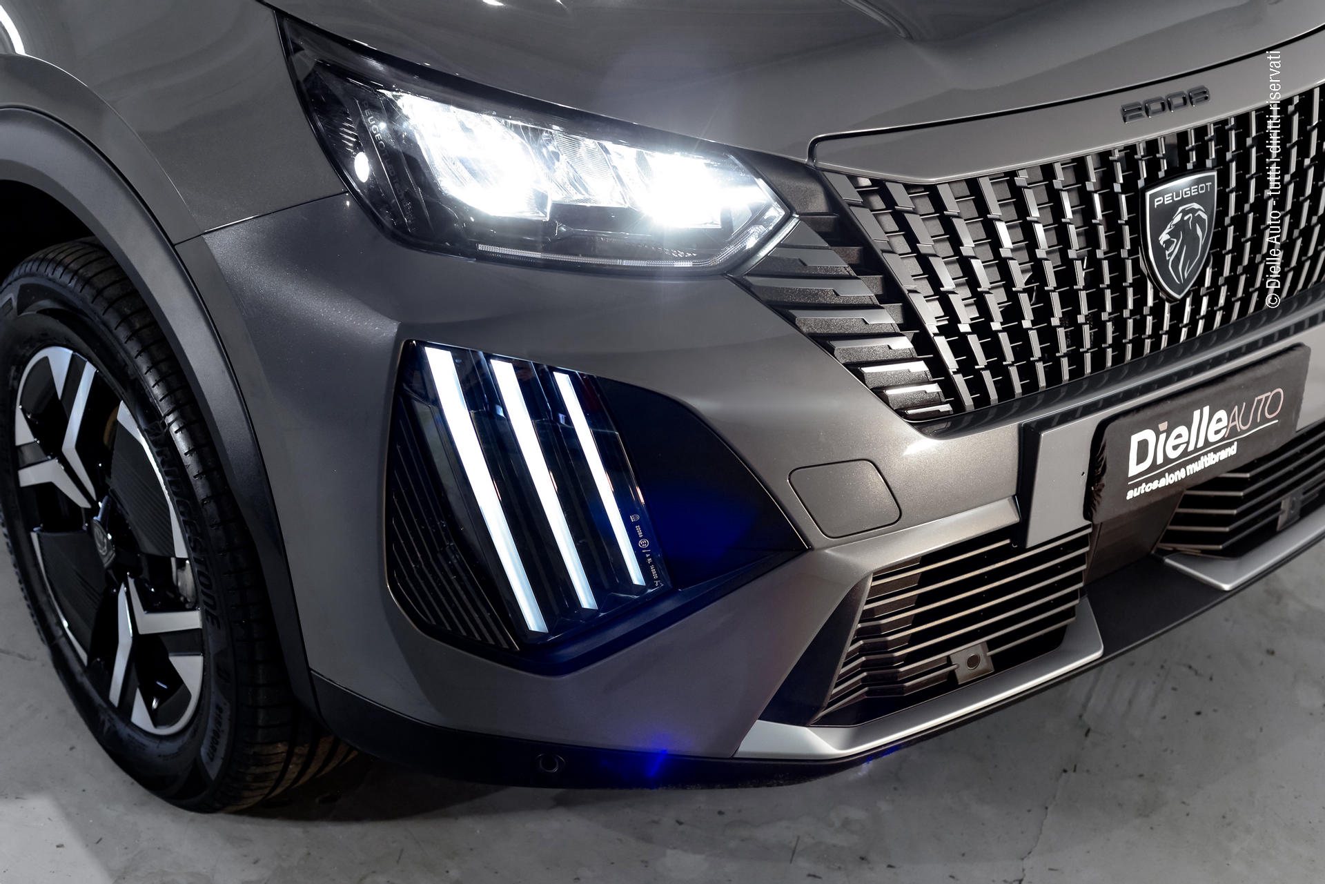 Peugeot 2008 1.2 hybrid Allure 145cv e-dcs6