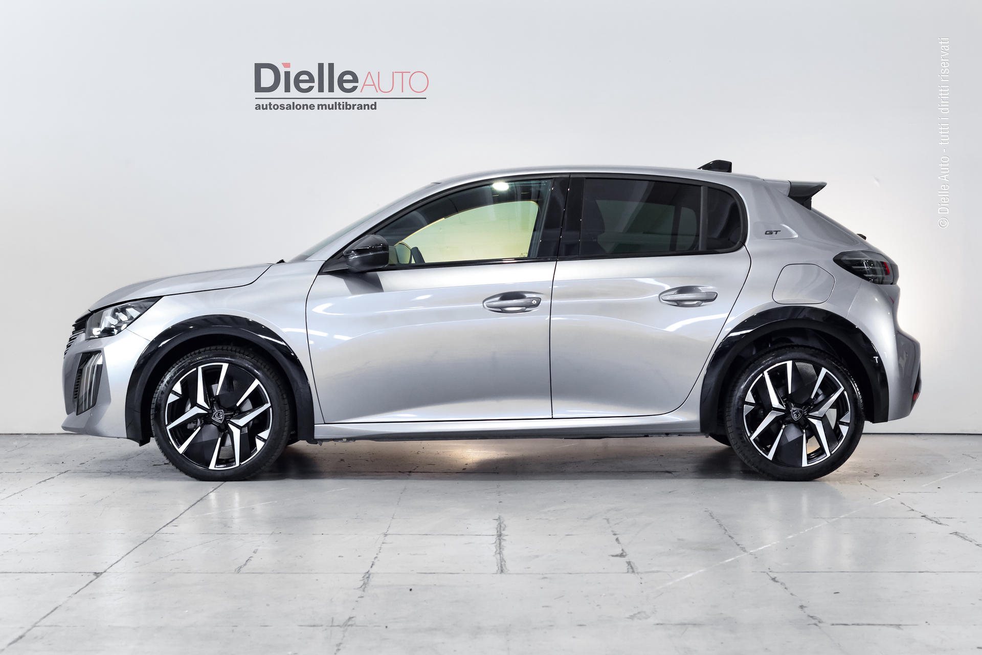 Peugeot 208 1.2 hybrid GT 145cv e-dcs 6
