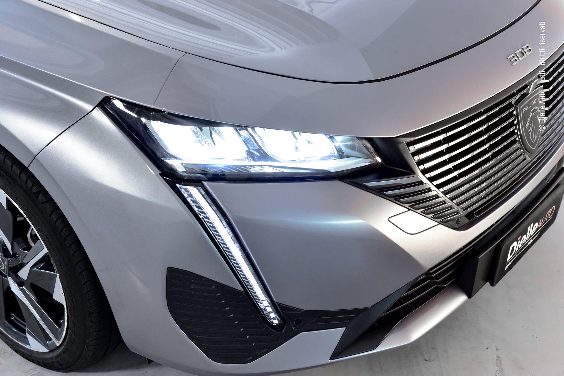 Peugeot 308 1.5 bluehdi Allure Pack s&s 130cv eat8 *NAVI + CAMERA*