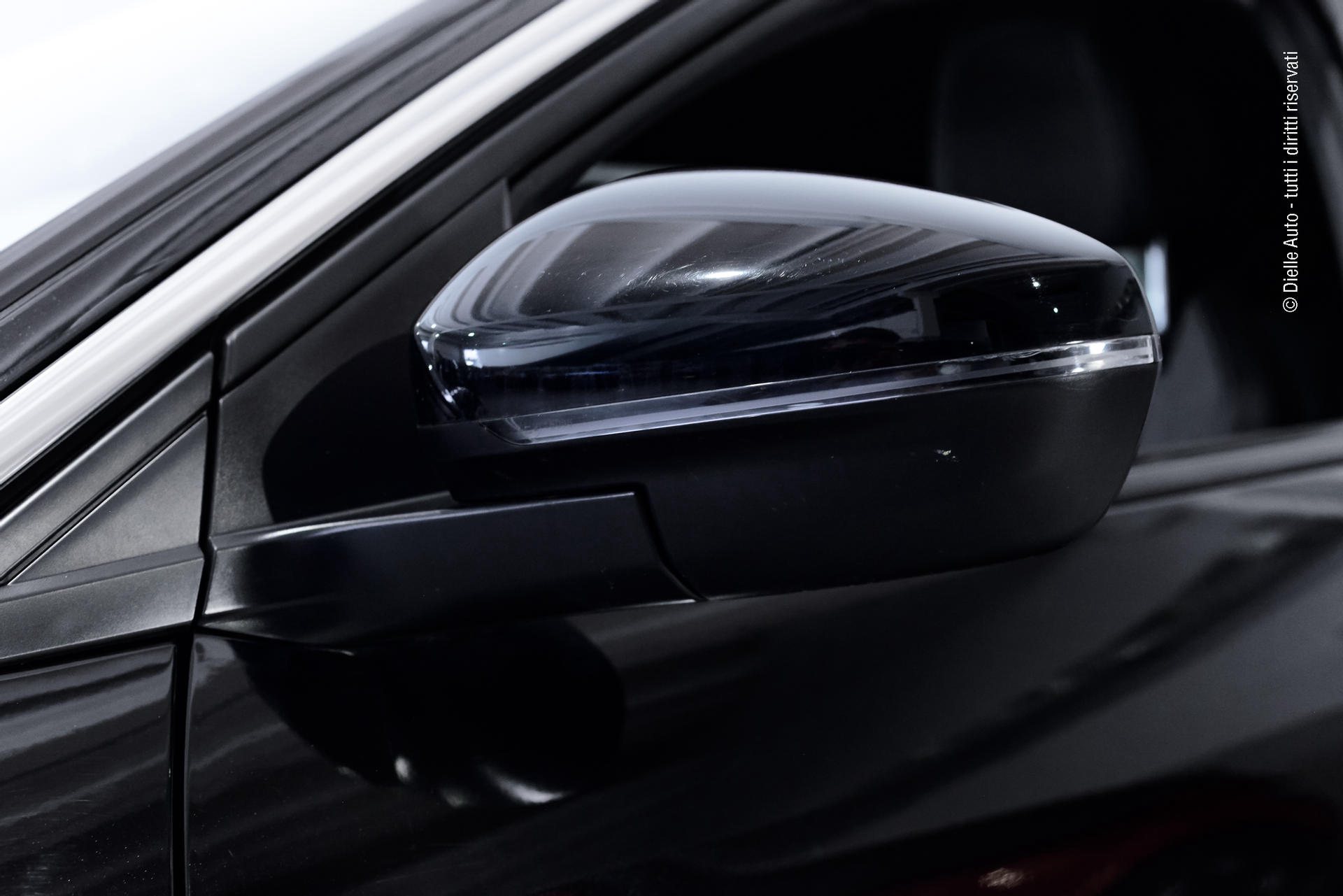 Peugeot 5008 1.5 bluehdi Allure Pack s&s 130cv eat8 7 posti