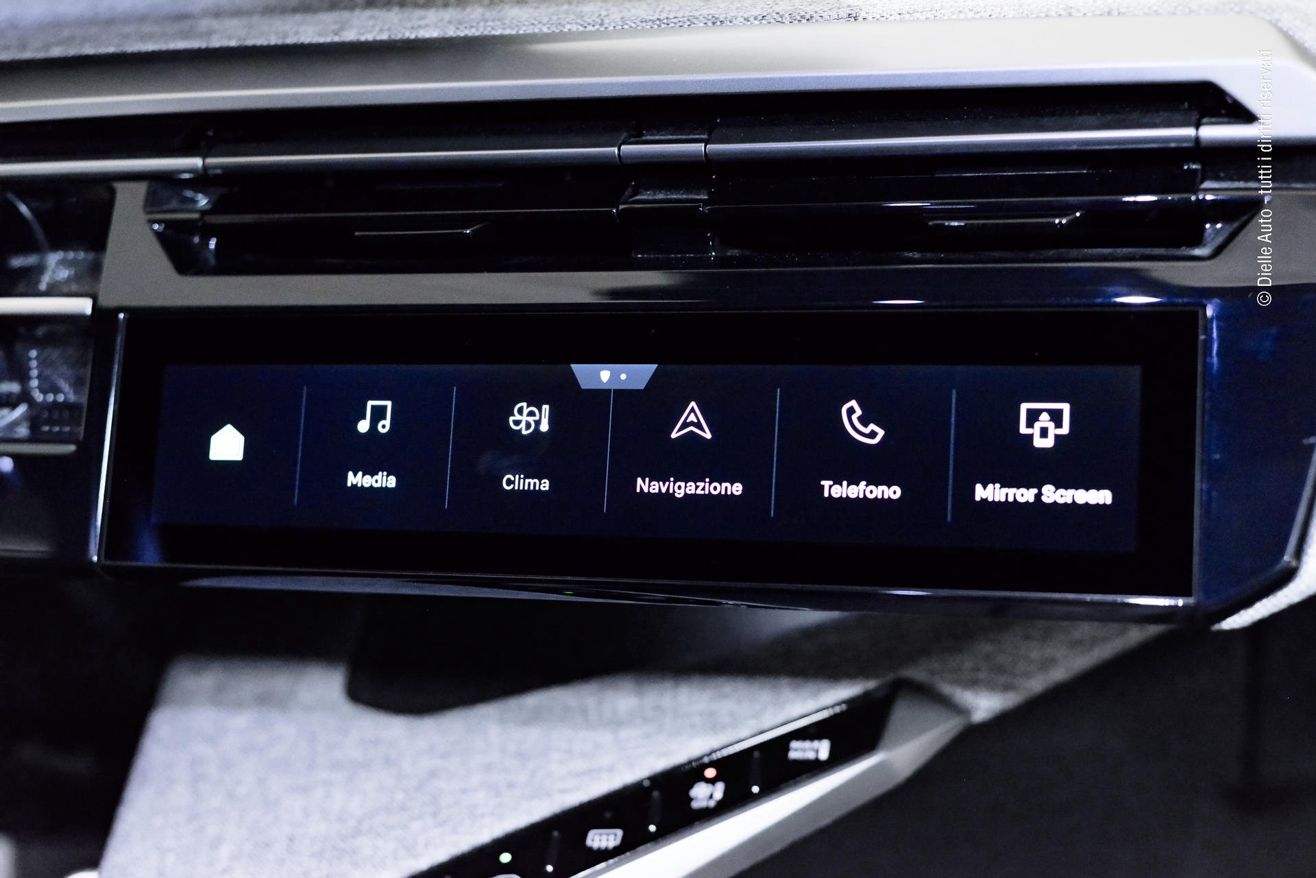 Peugeot 5008 1.2 hybrid GT 145cv 7p.ti e-dcs6