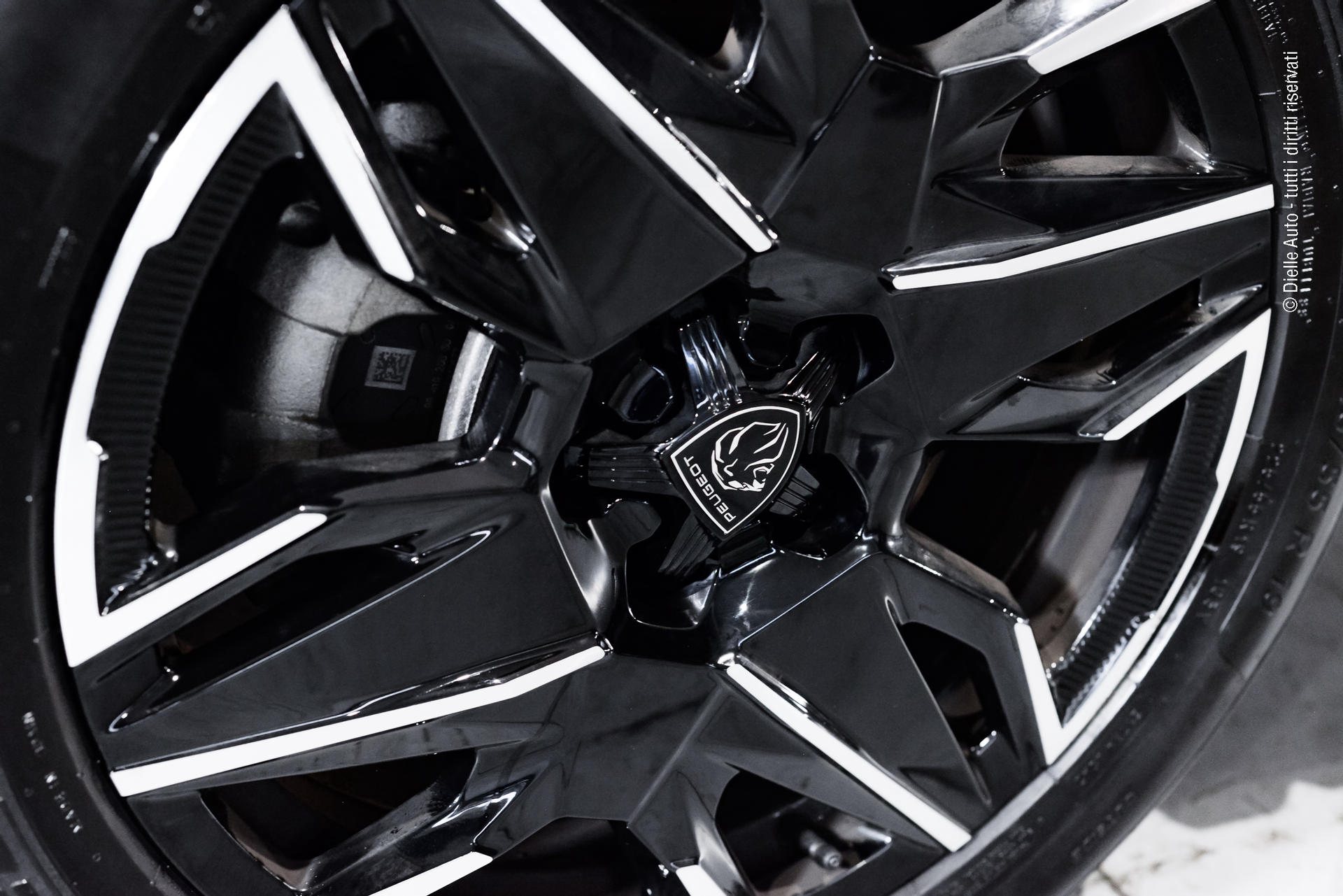 Peugeot 5008 1.2 hybrid GT 145cv 7p.ti e-dcs6