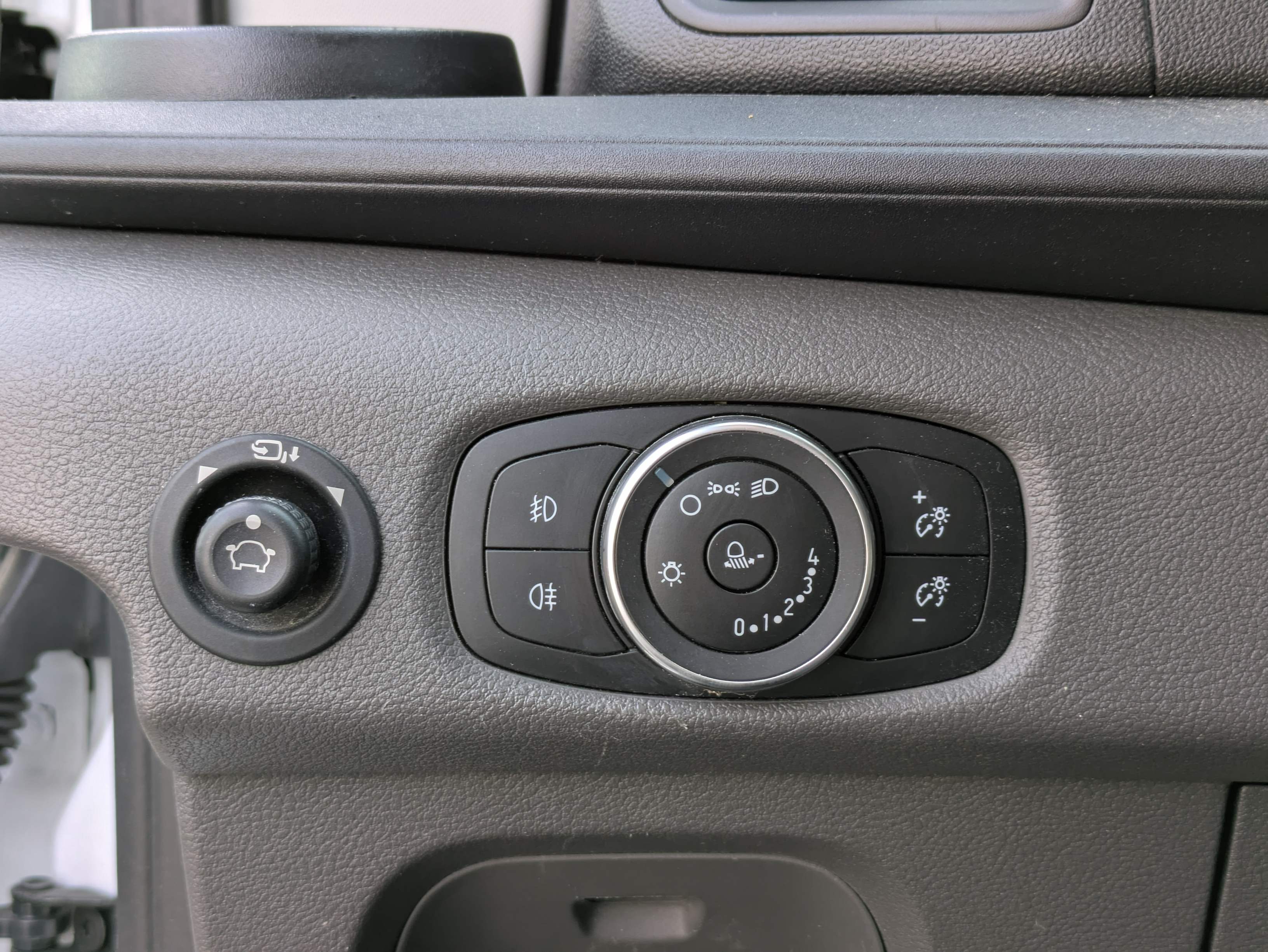 Ford Transit 330 2.0 tdci 130cv trend L2H2 E6.2