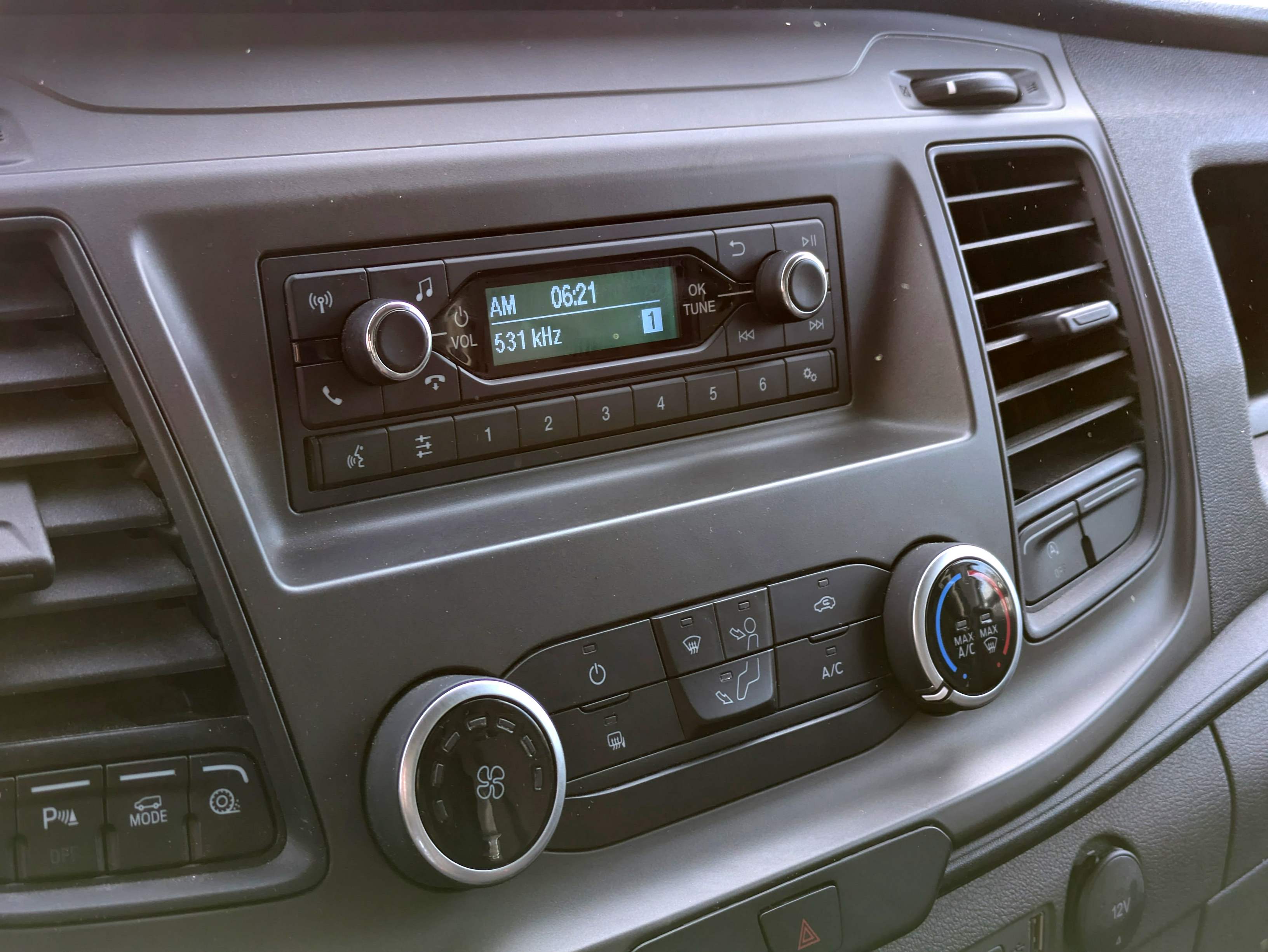 Ford Transit 330 2.0 tdci 130cv trend L2H2 E6.2