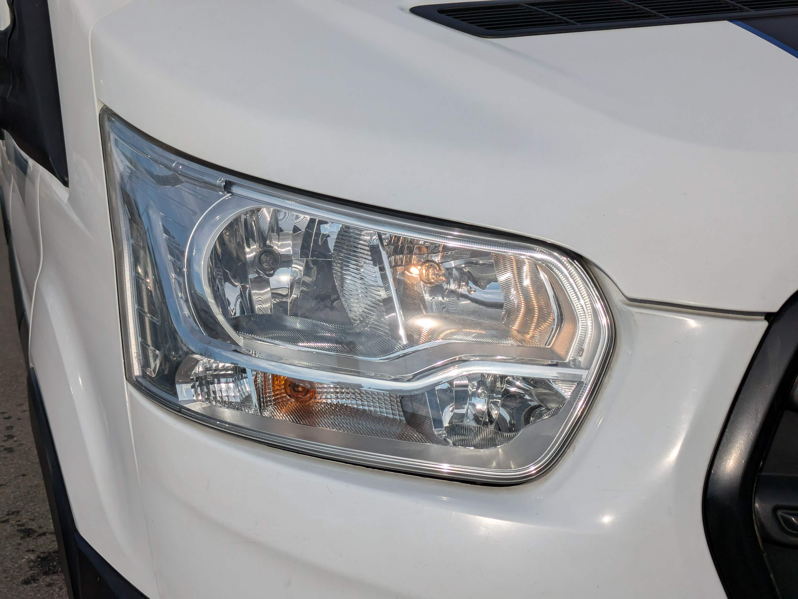 Ford Transit 330 2.0 tdci 130cv trend L2H2 E6.2