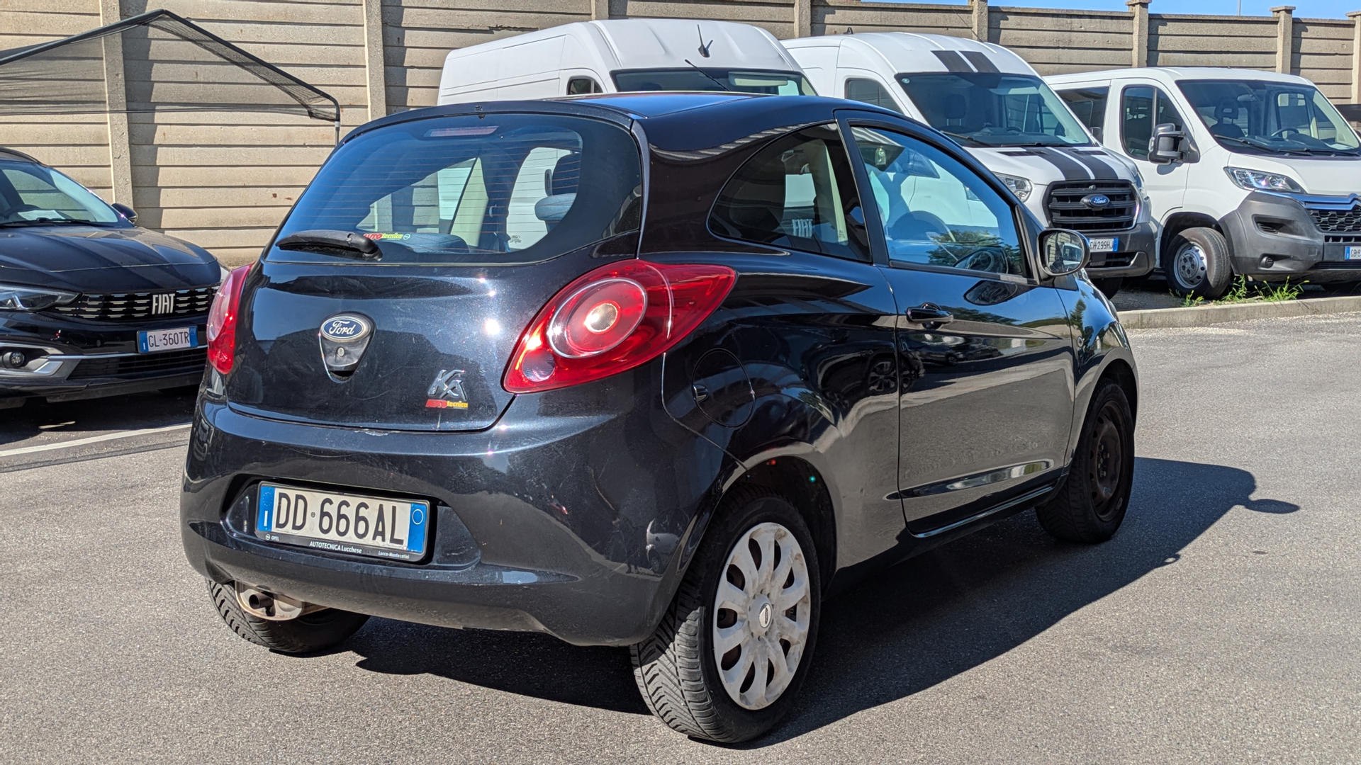 Ford Ka 1.2 + 69cv 3P
