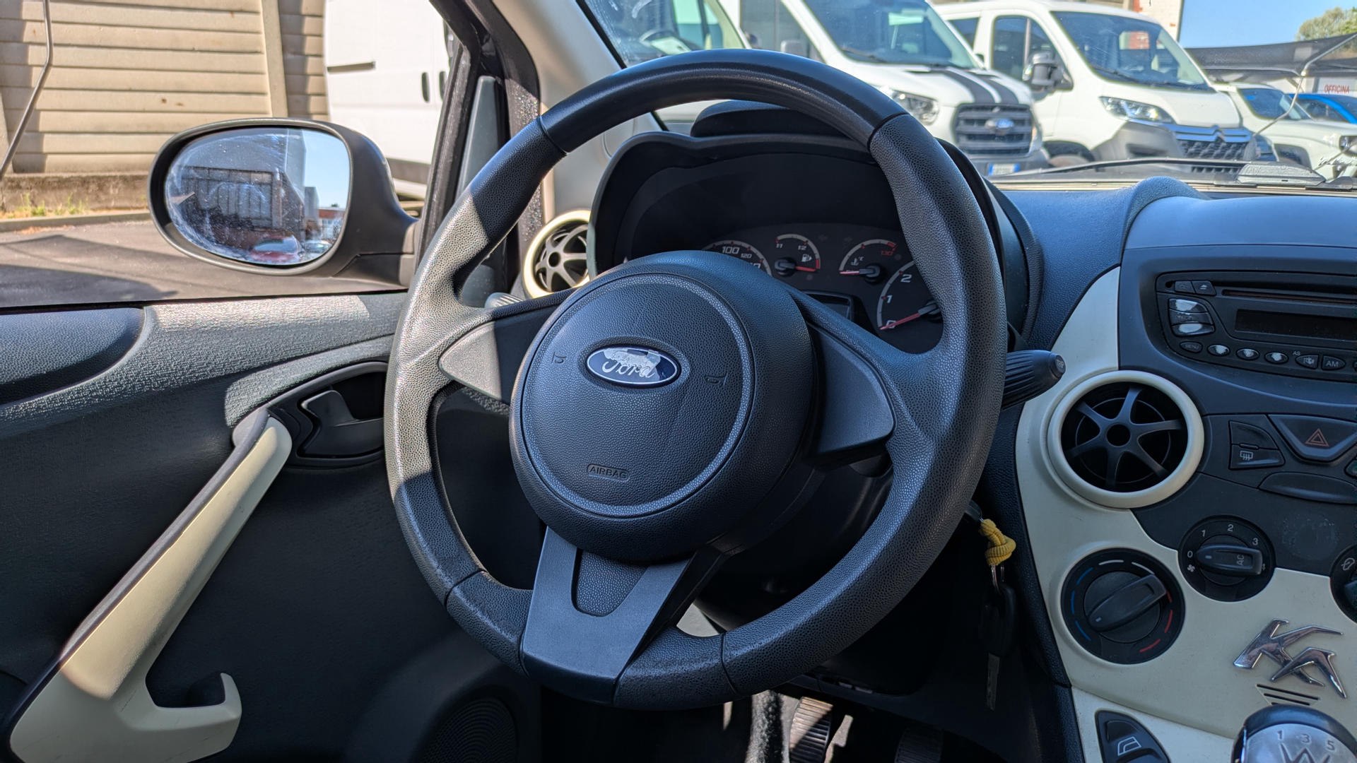 Ford Ka 1.2 + 69cv 3P